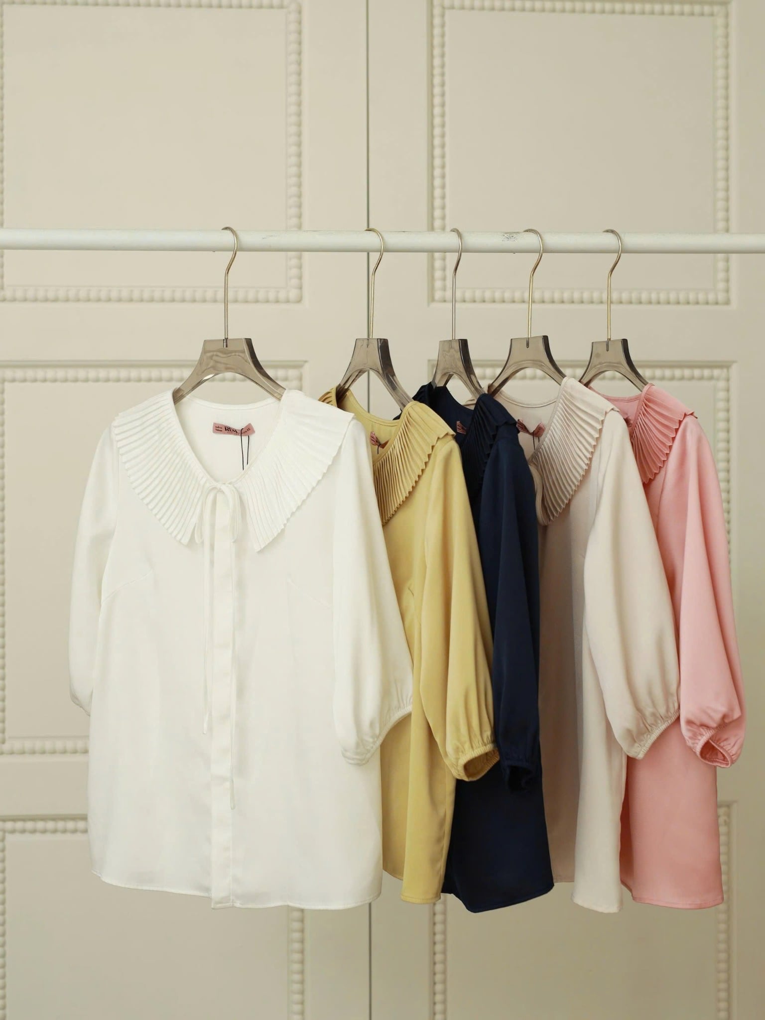 Áo cổ xếp hồng FINAL SALE