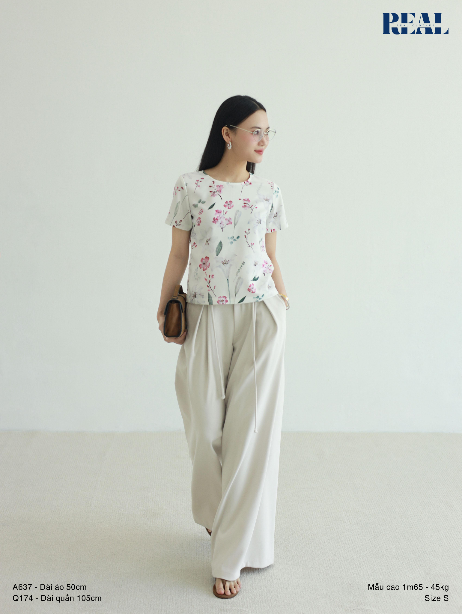 Áo croptop họa tiết