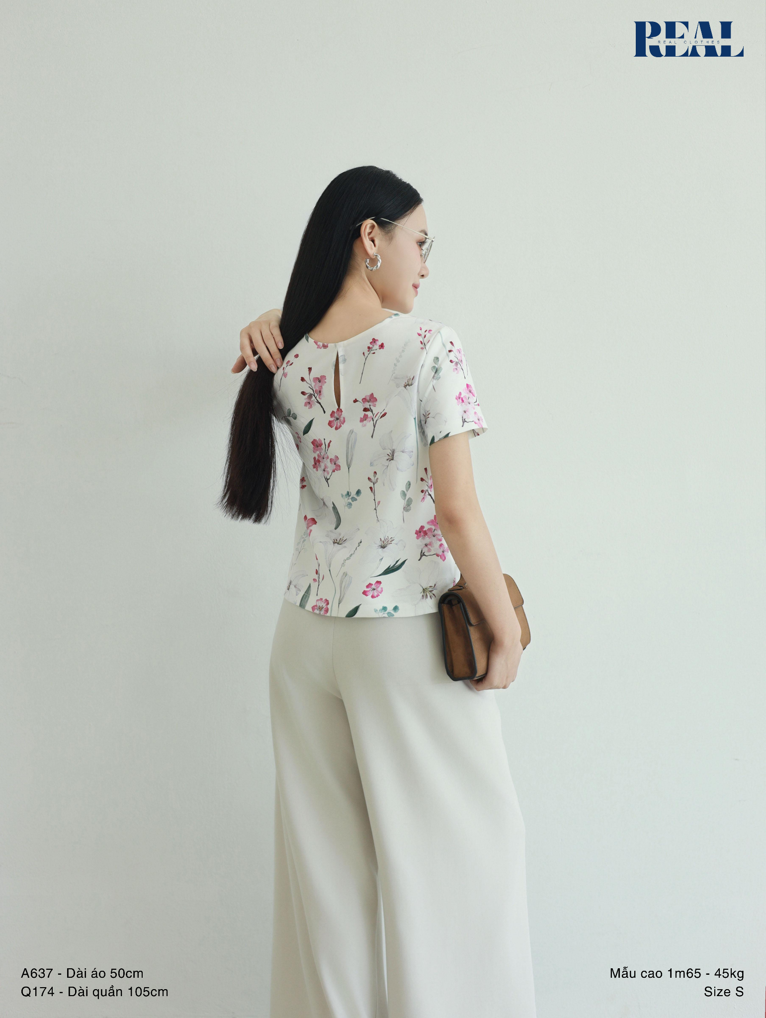 Áo croptop họa tiết