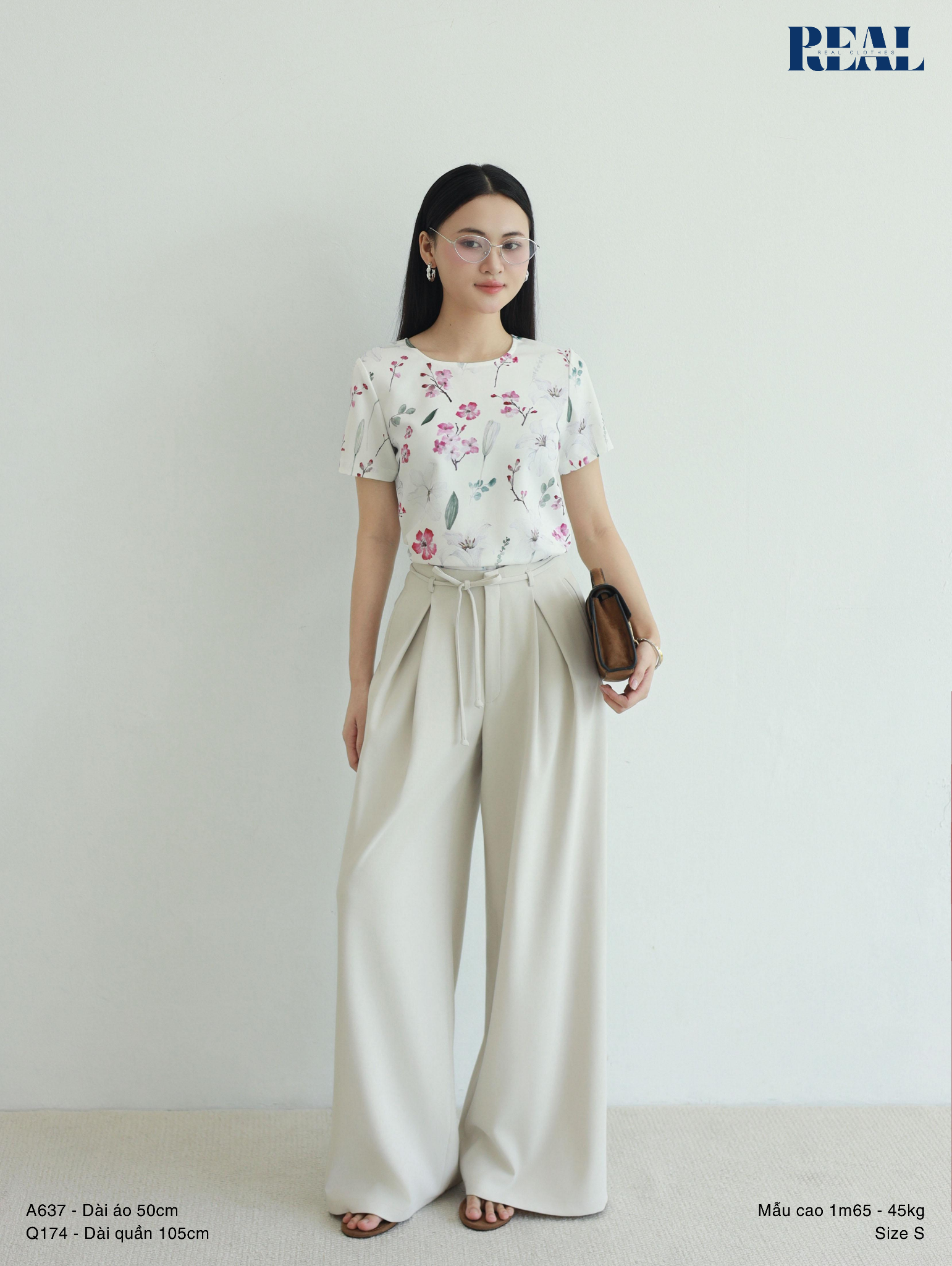 Áo croptop họa tiết