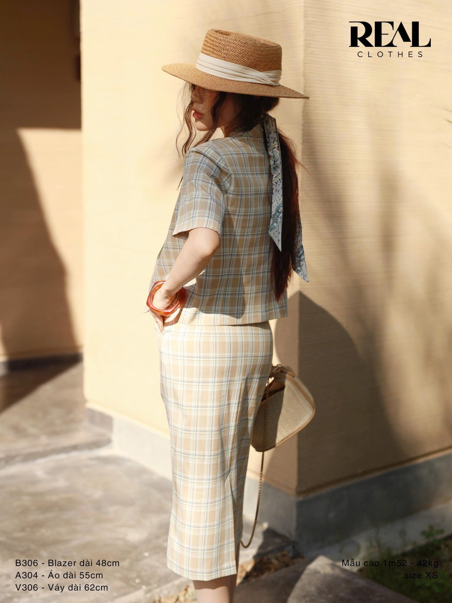 Blazer tay ngắn caro vàng