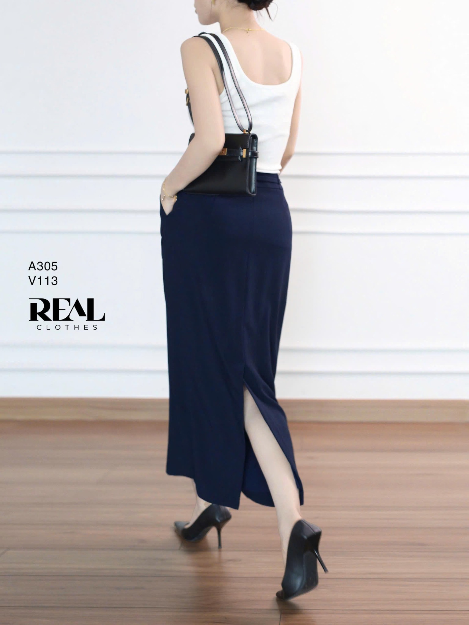 Áo tank top cổ U trắng SALE