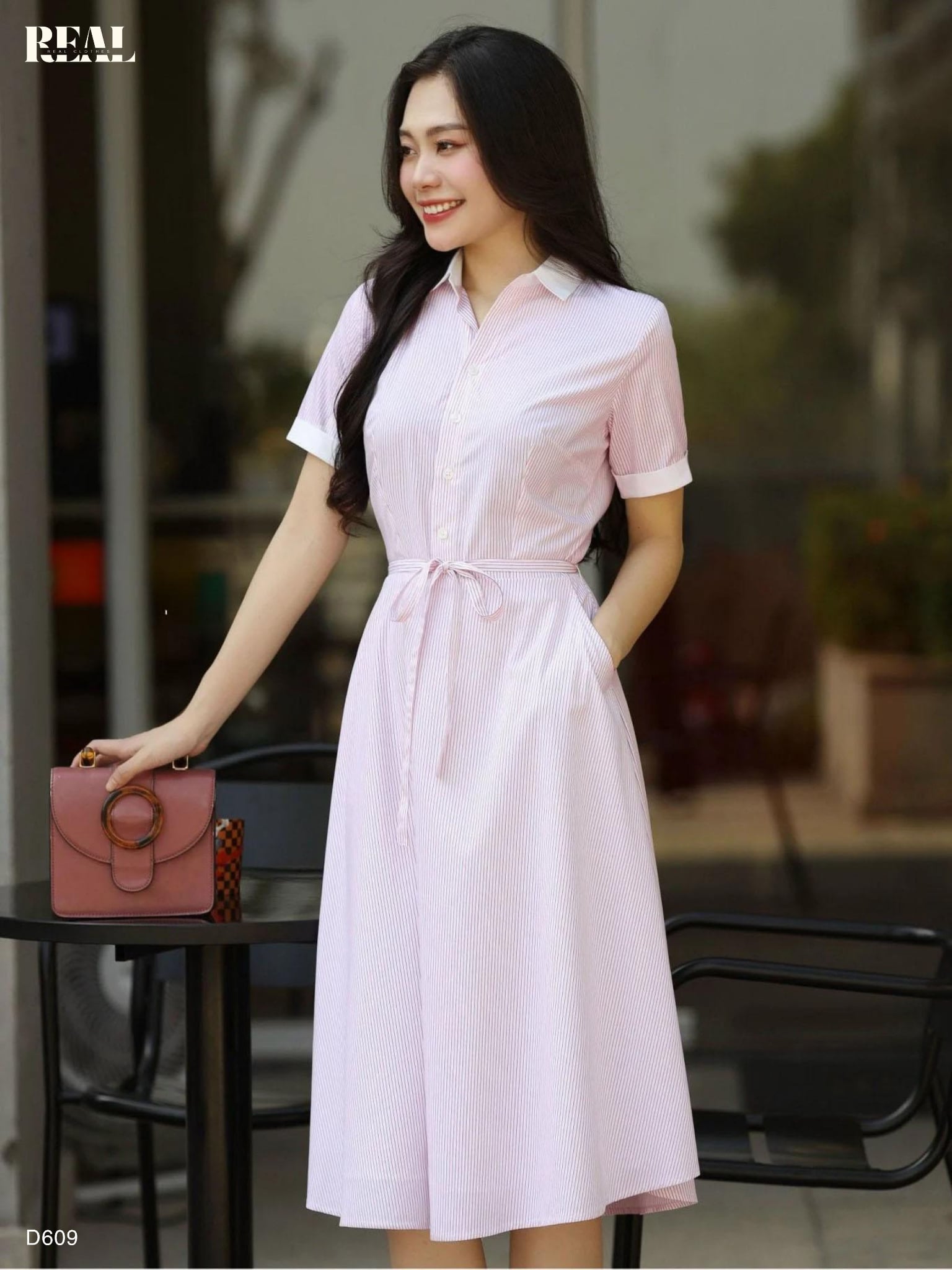 Đầm sơ mi xòe