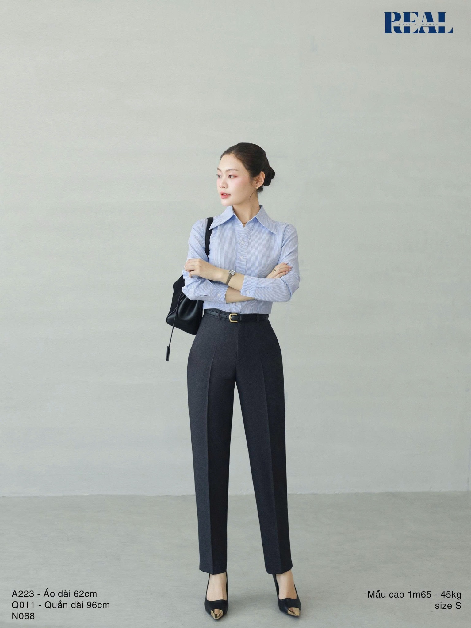 Sơ mi cổ V tay dài sọc xanh