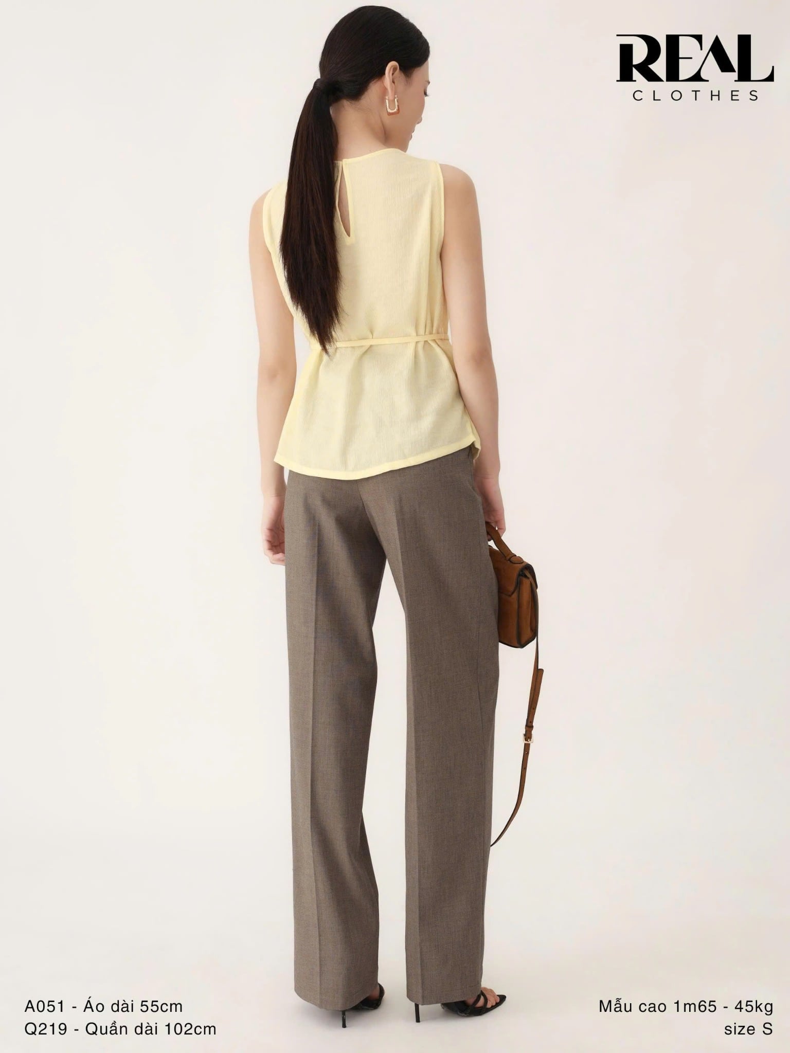 Áo Janet vàng mỡ gà