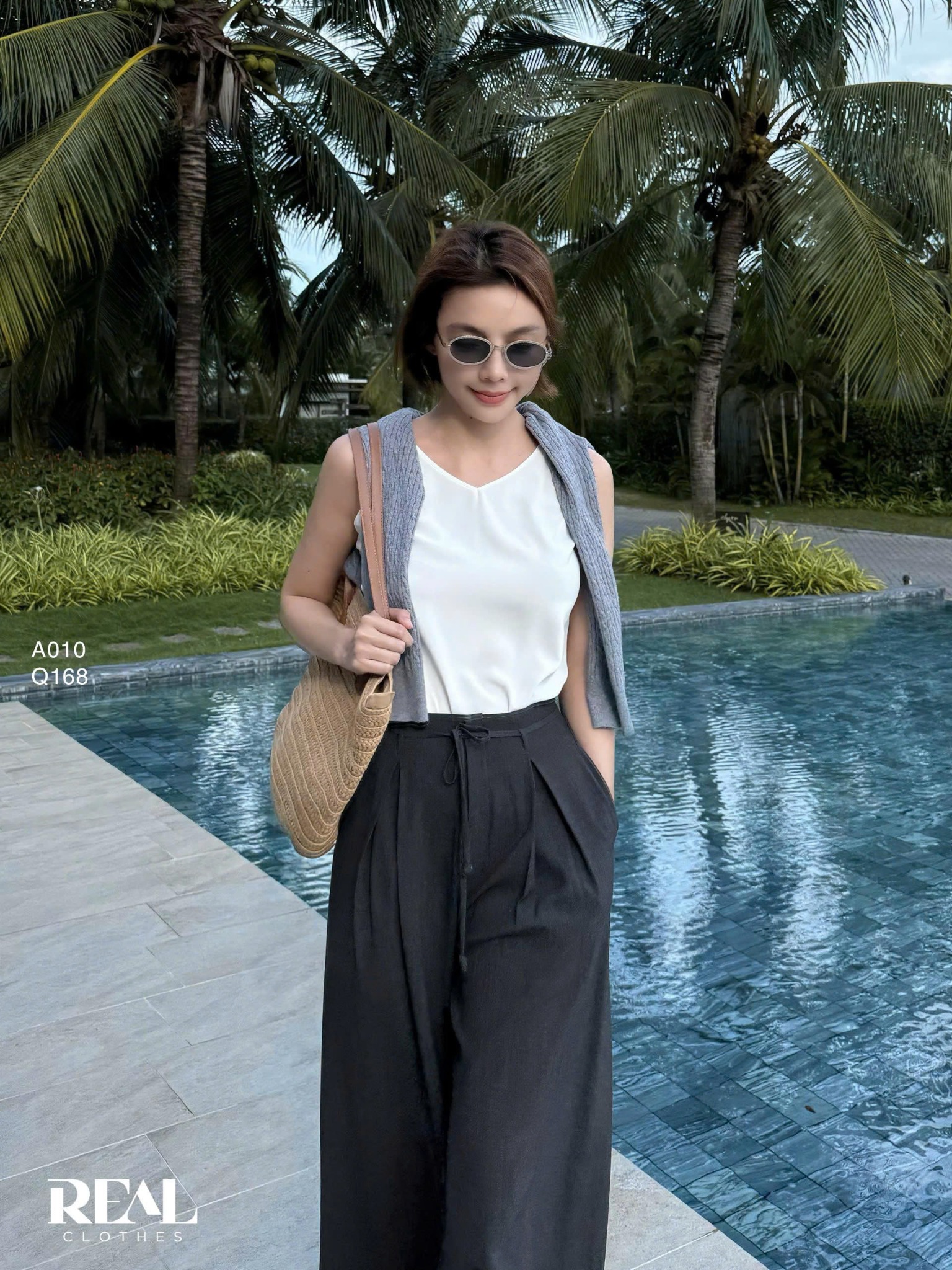 Quần ống rộng xám đậm - size XS