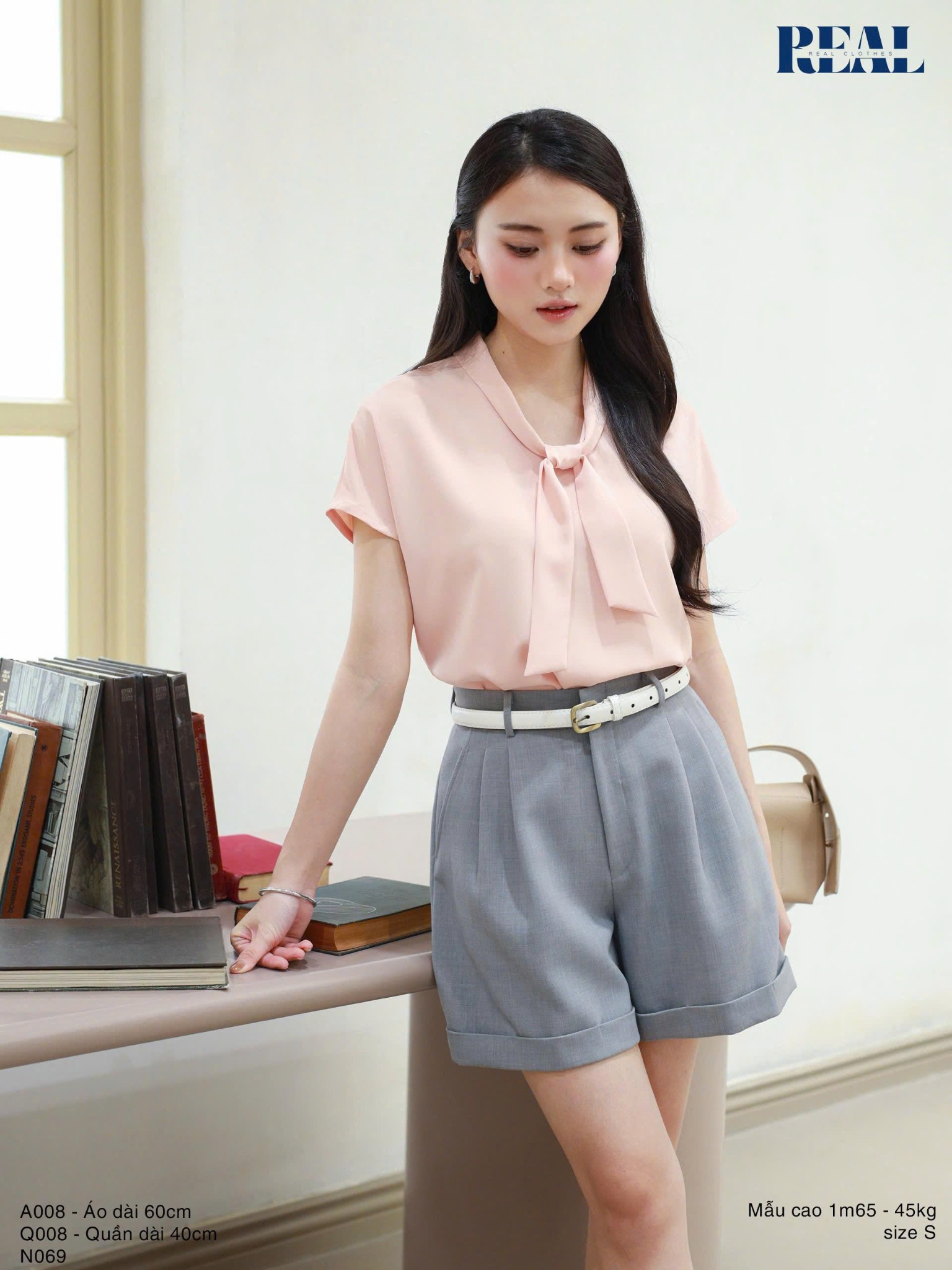 Quần short lật lai xám