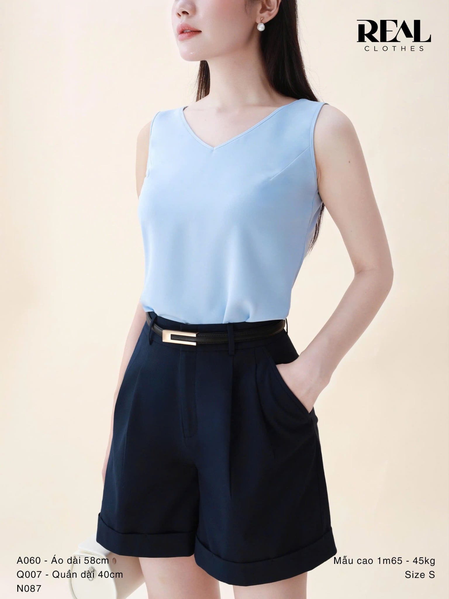  Áo cổ tim blue không tay 