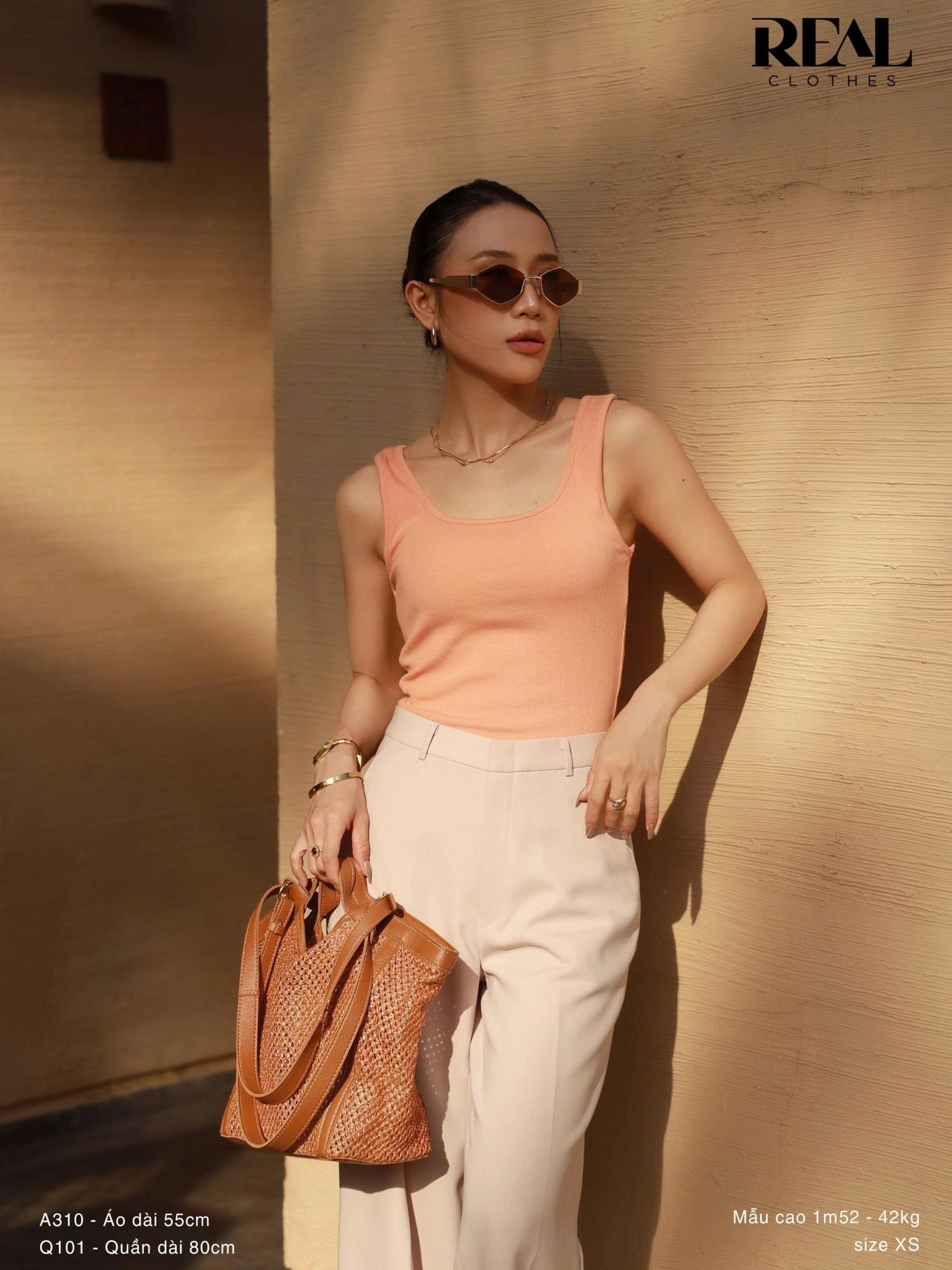Áo tank top cổ U SALE