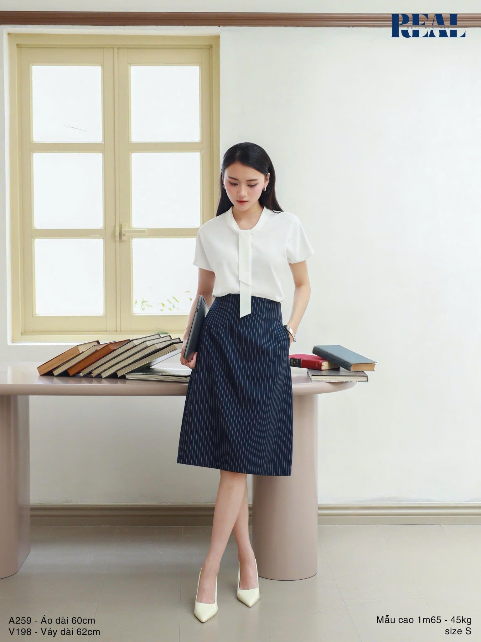 Váy Tokyo midi sọc xanh