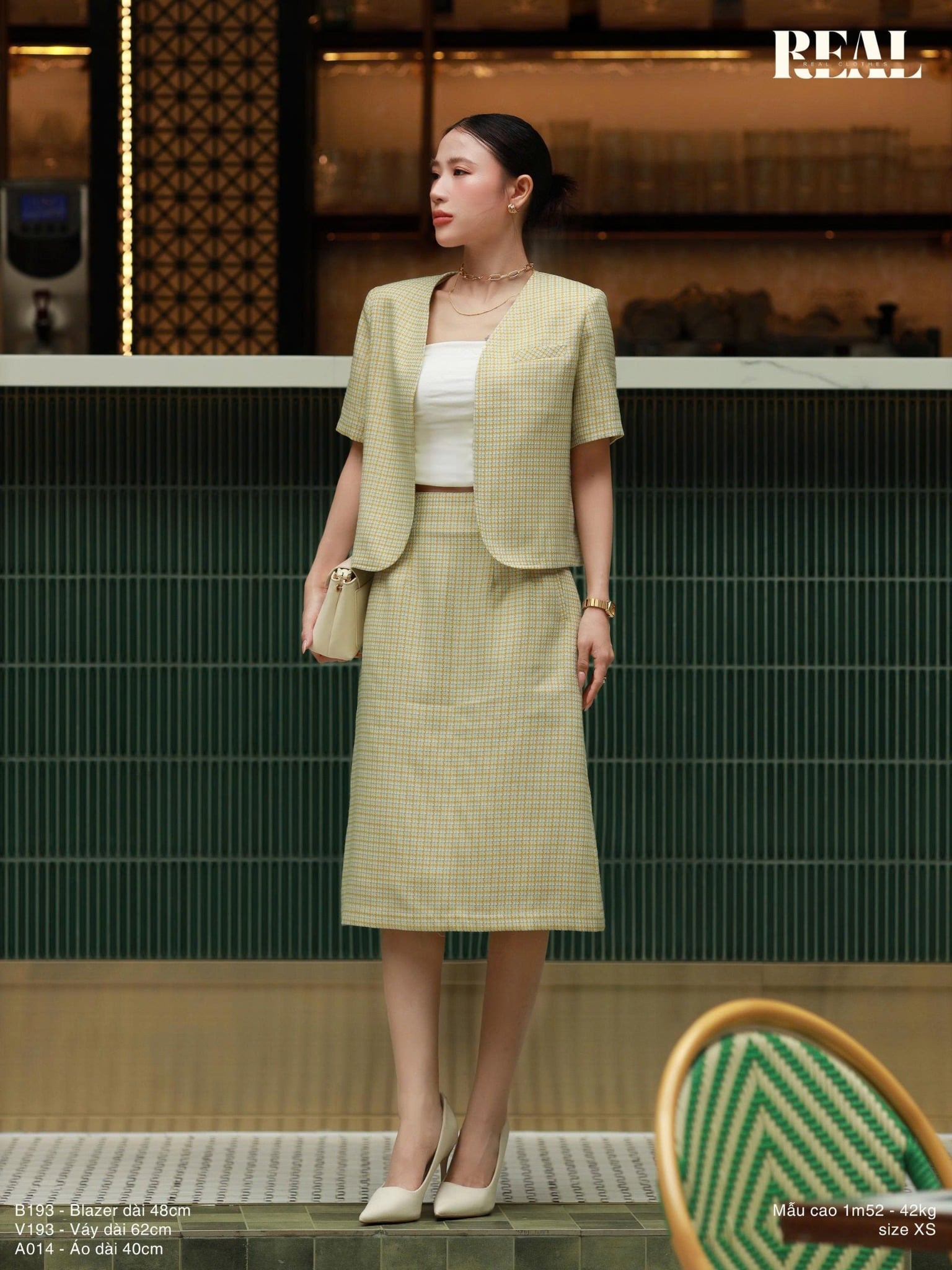 Váy Tokyo midi caro vàng