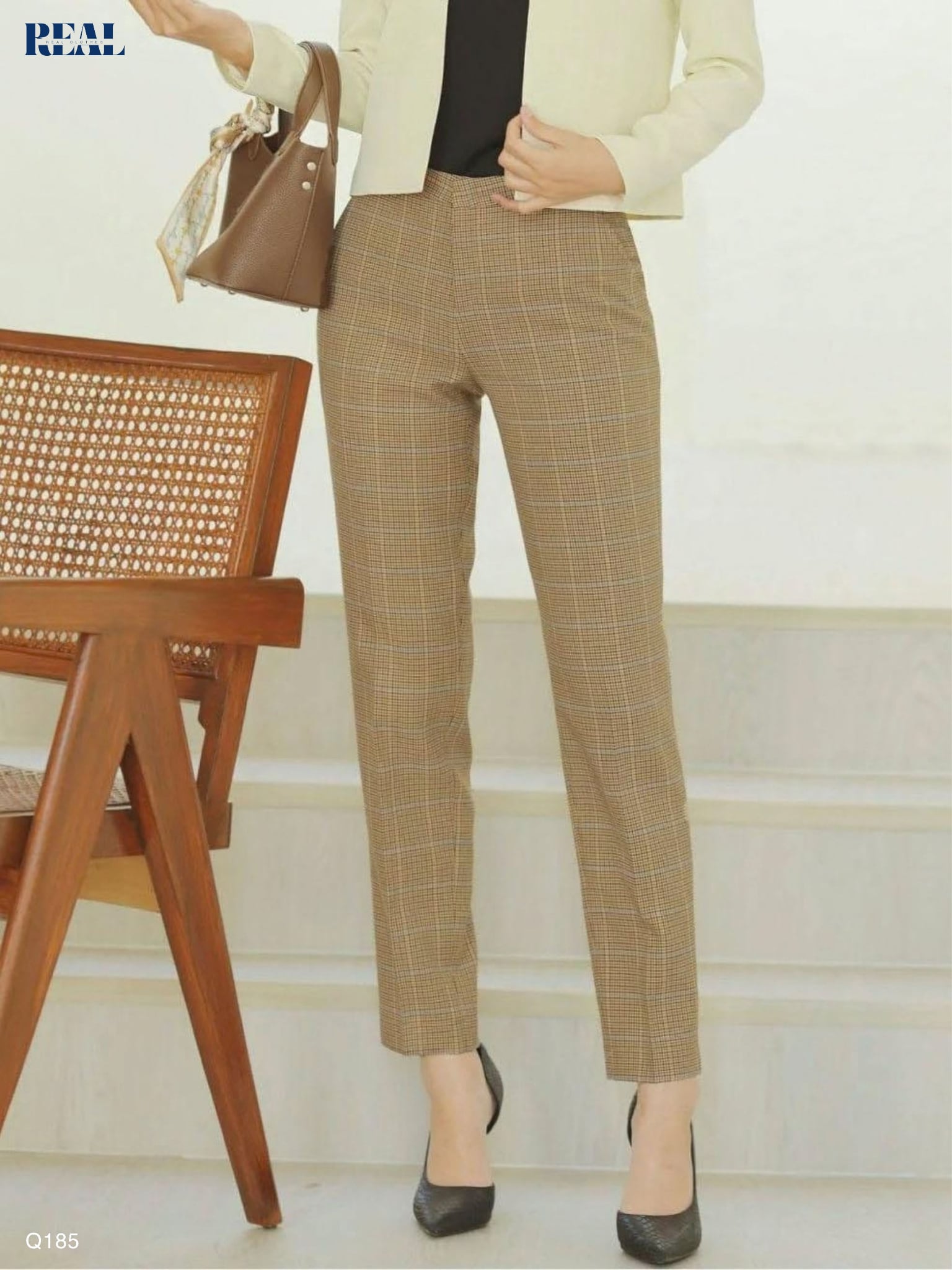 Quần ống đứng SALE