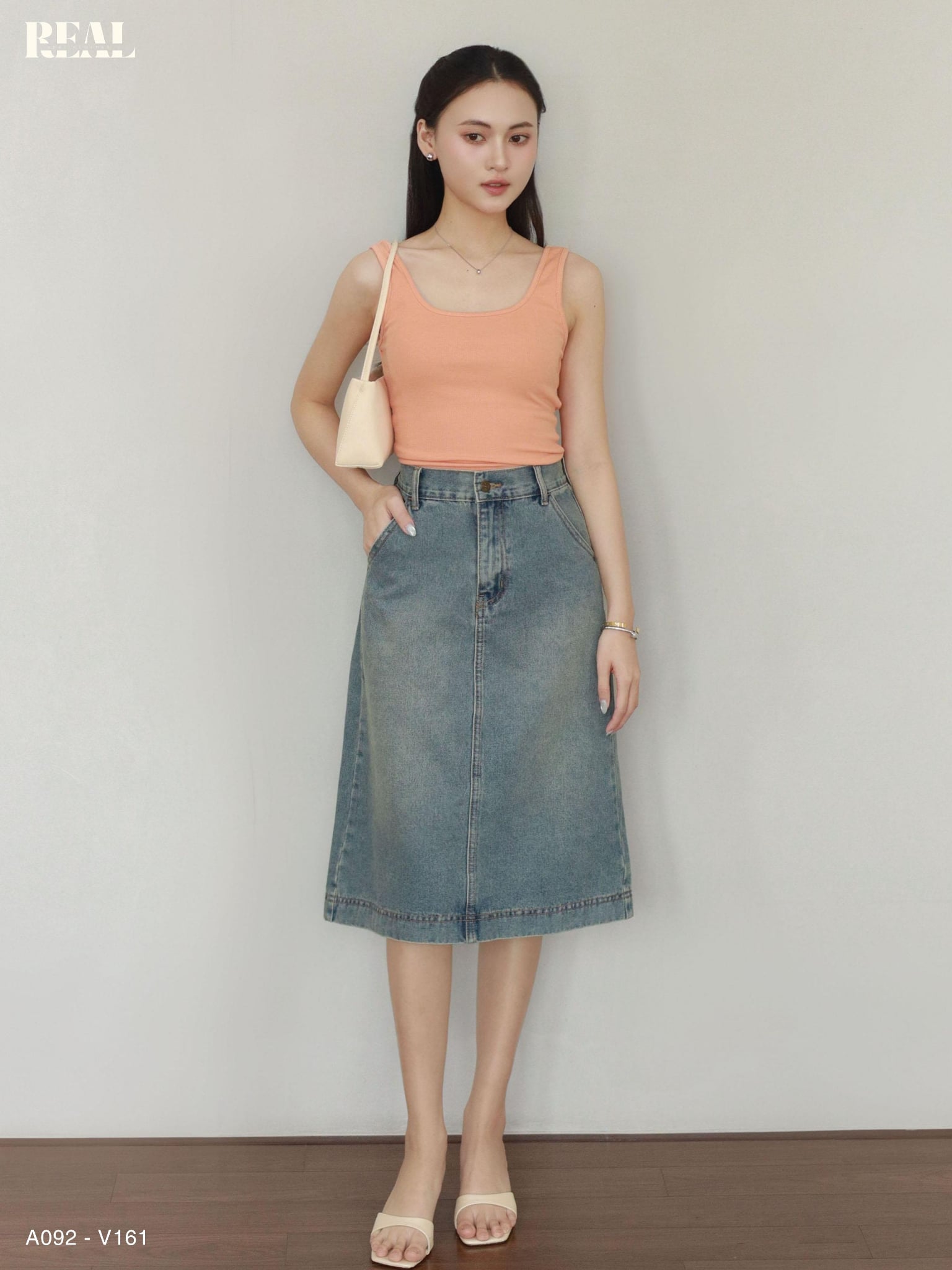Áo tank top cổ U SALE