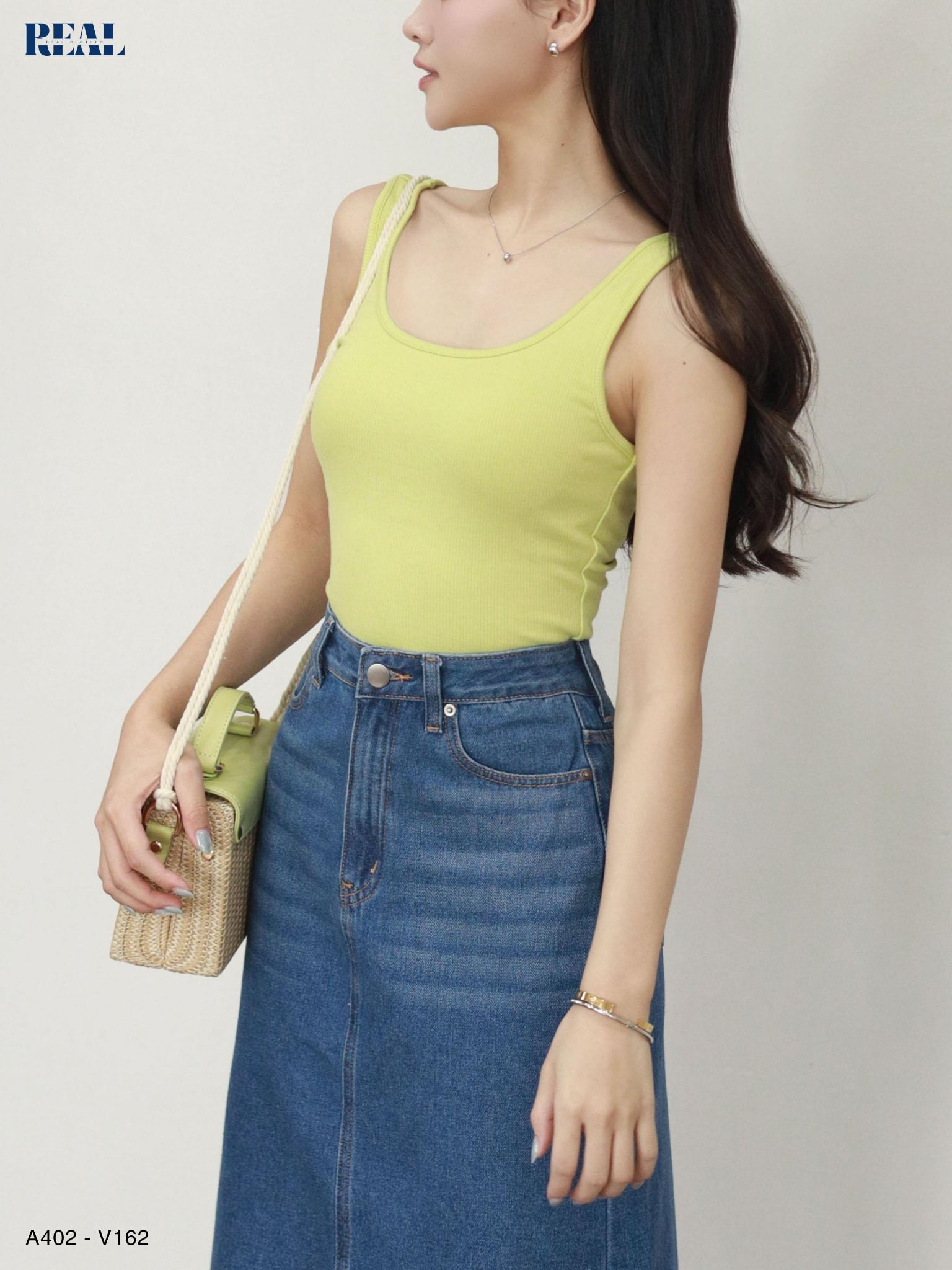 Áo tank top cổ U SALE