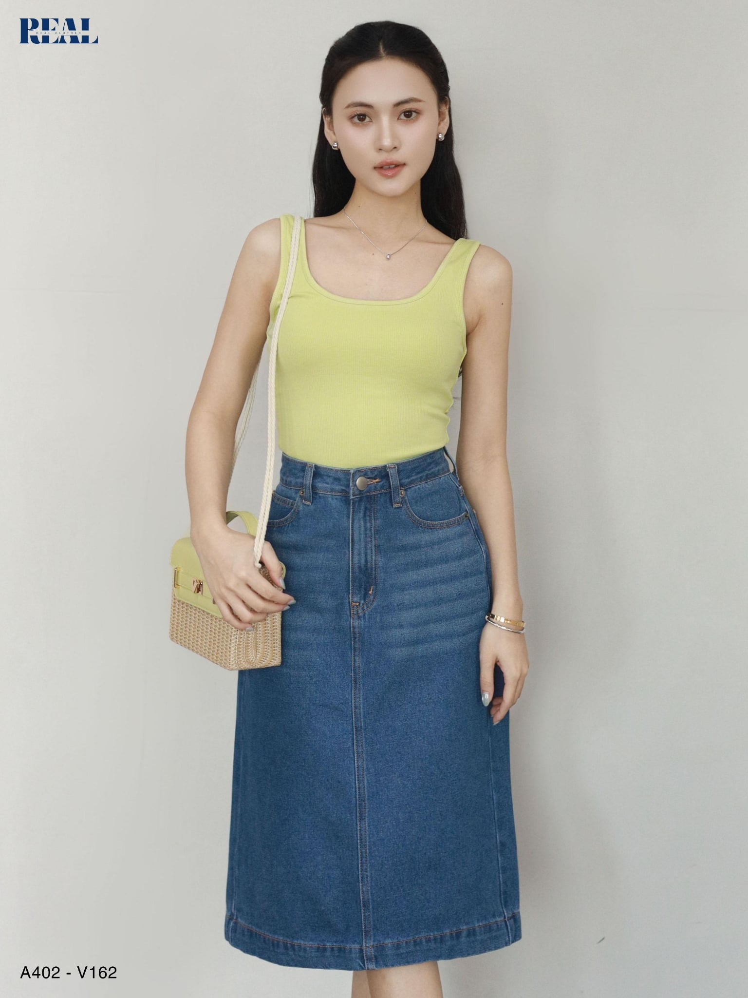 Áo tank top cổ U SALE