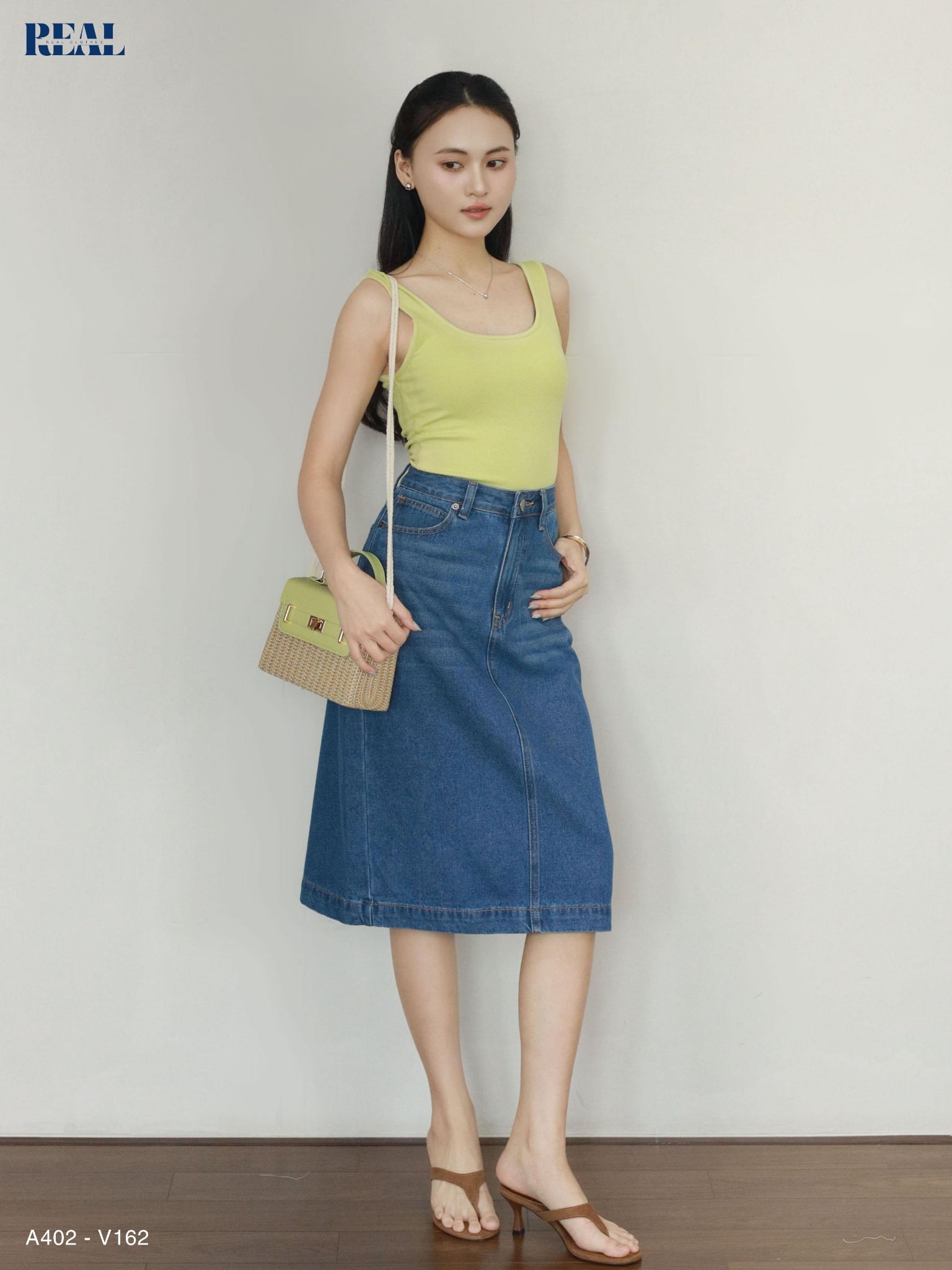 Áo tank top cổ U SALE
