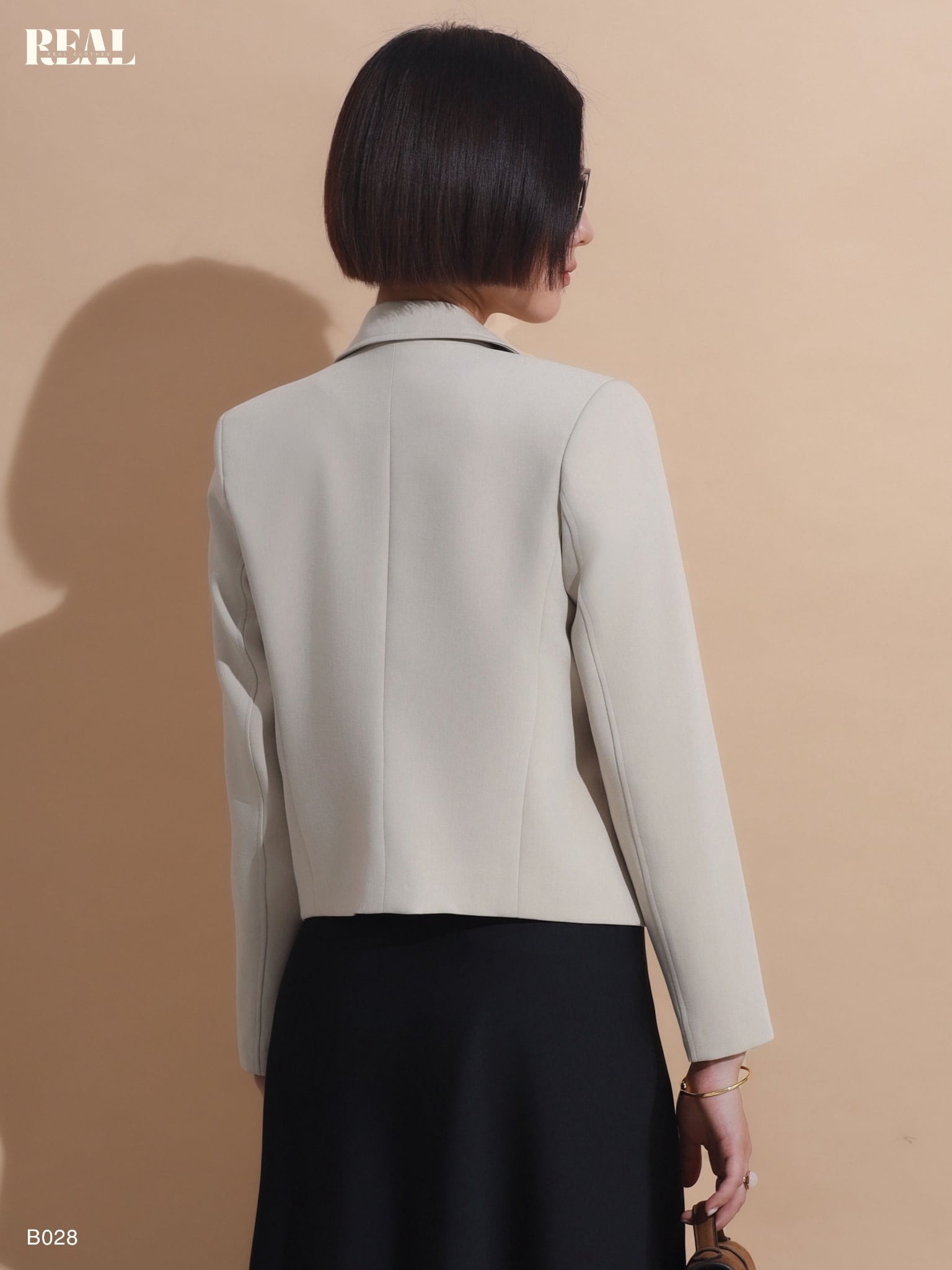 Vest form ngắn