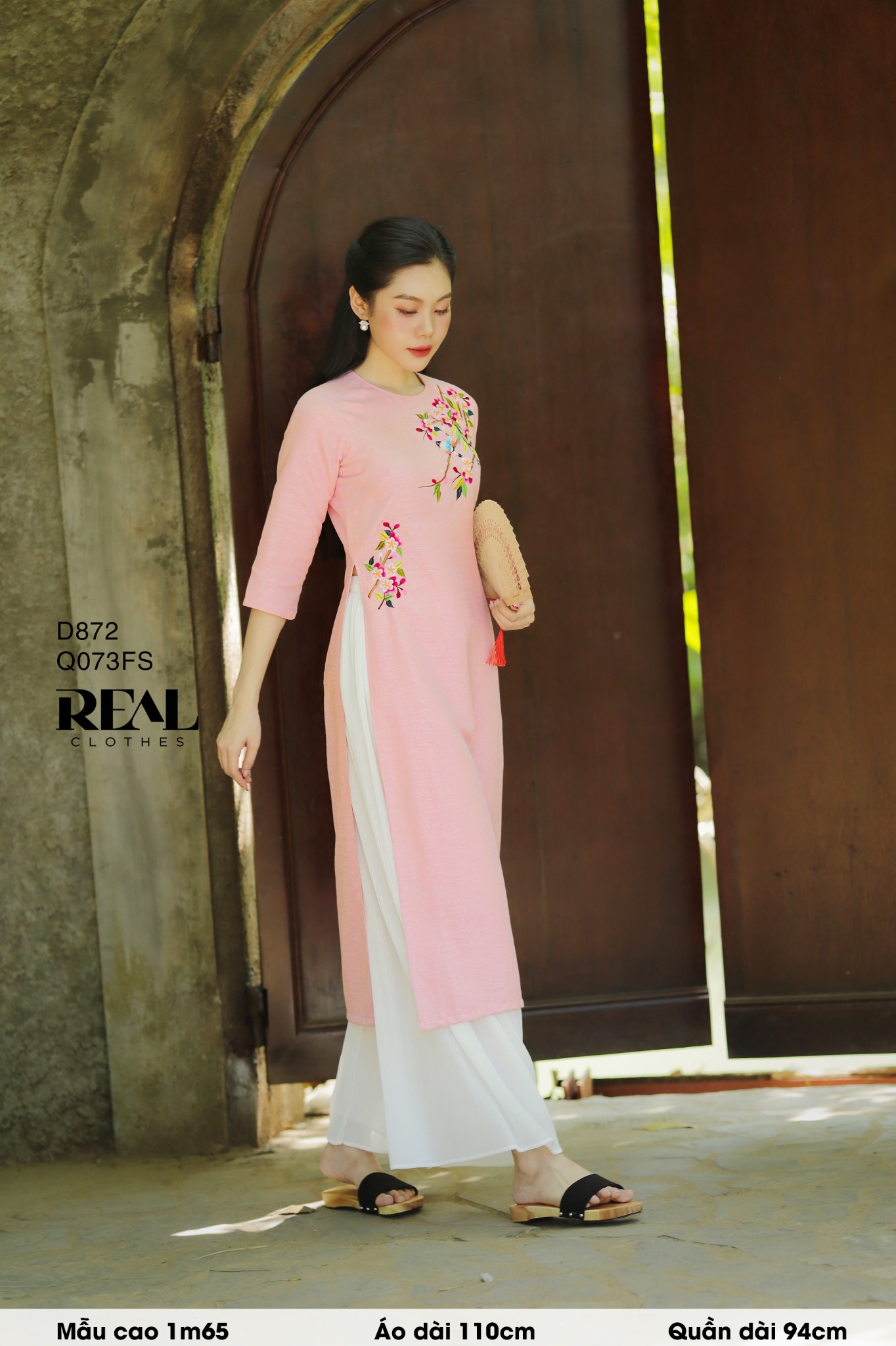 Áo dài cách tân thêu - size XS