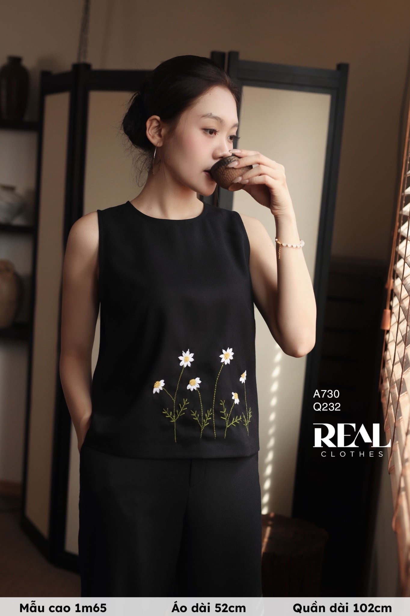 Áo linen thêu tay SALE