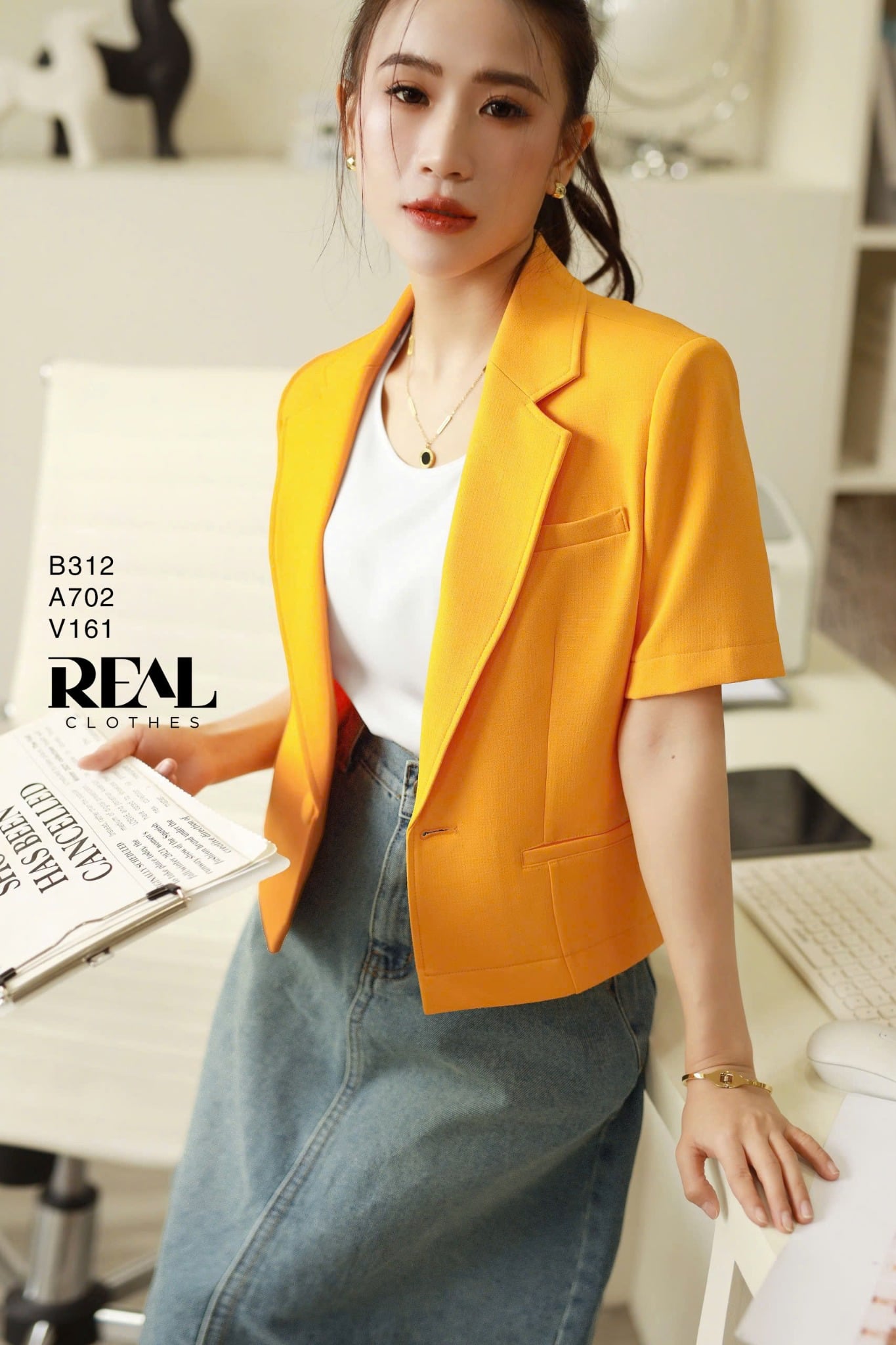 Blazer tay ngắn SALE