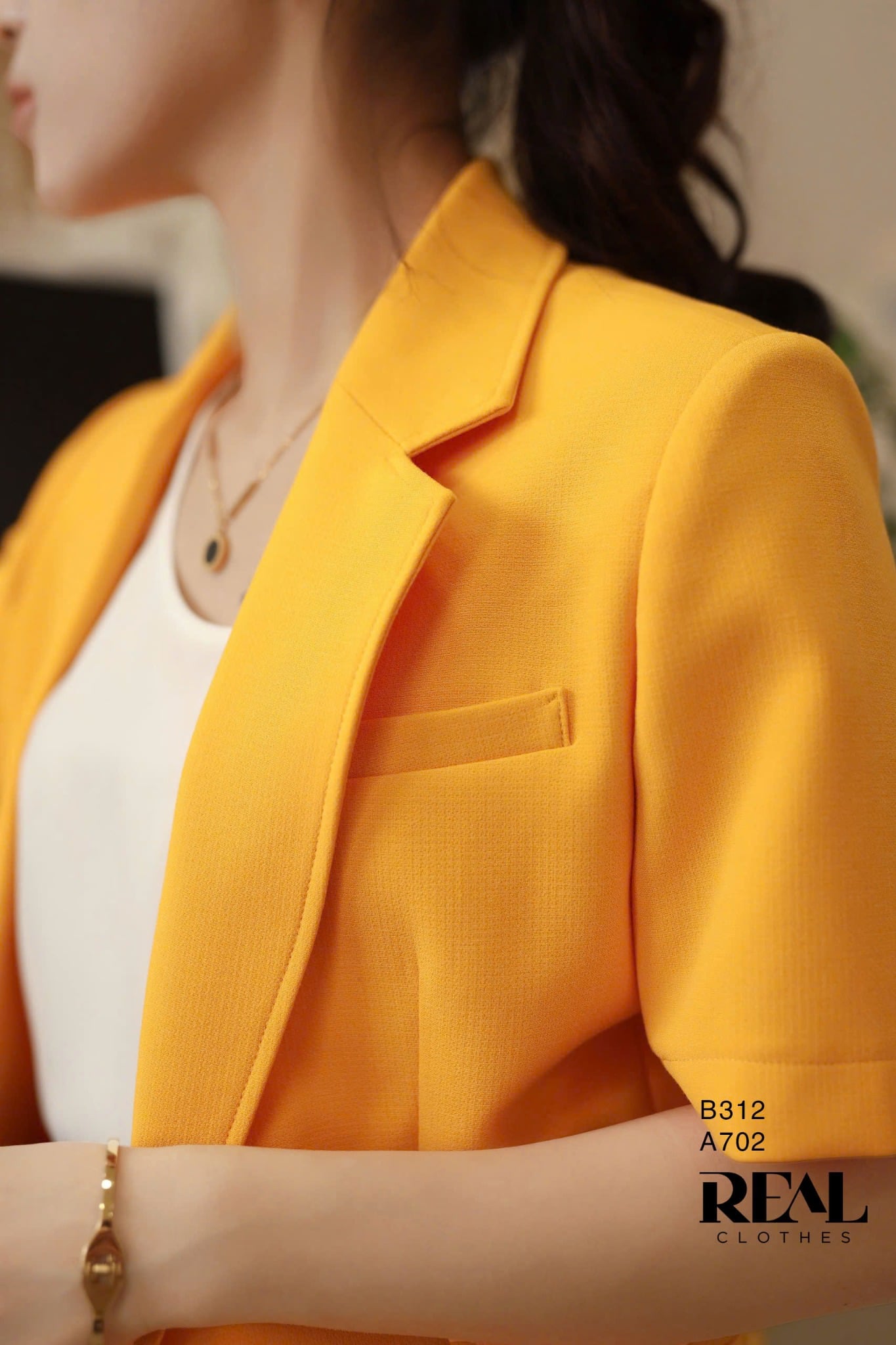 Blazer tay ngắn SALE