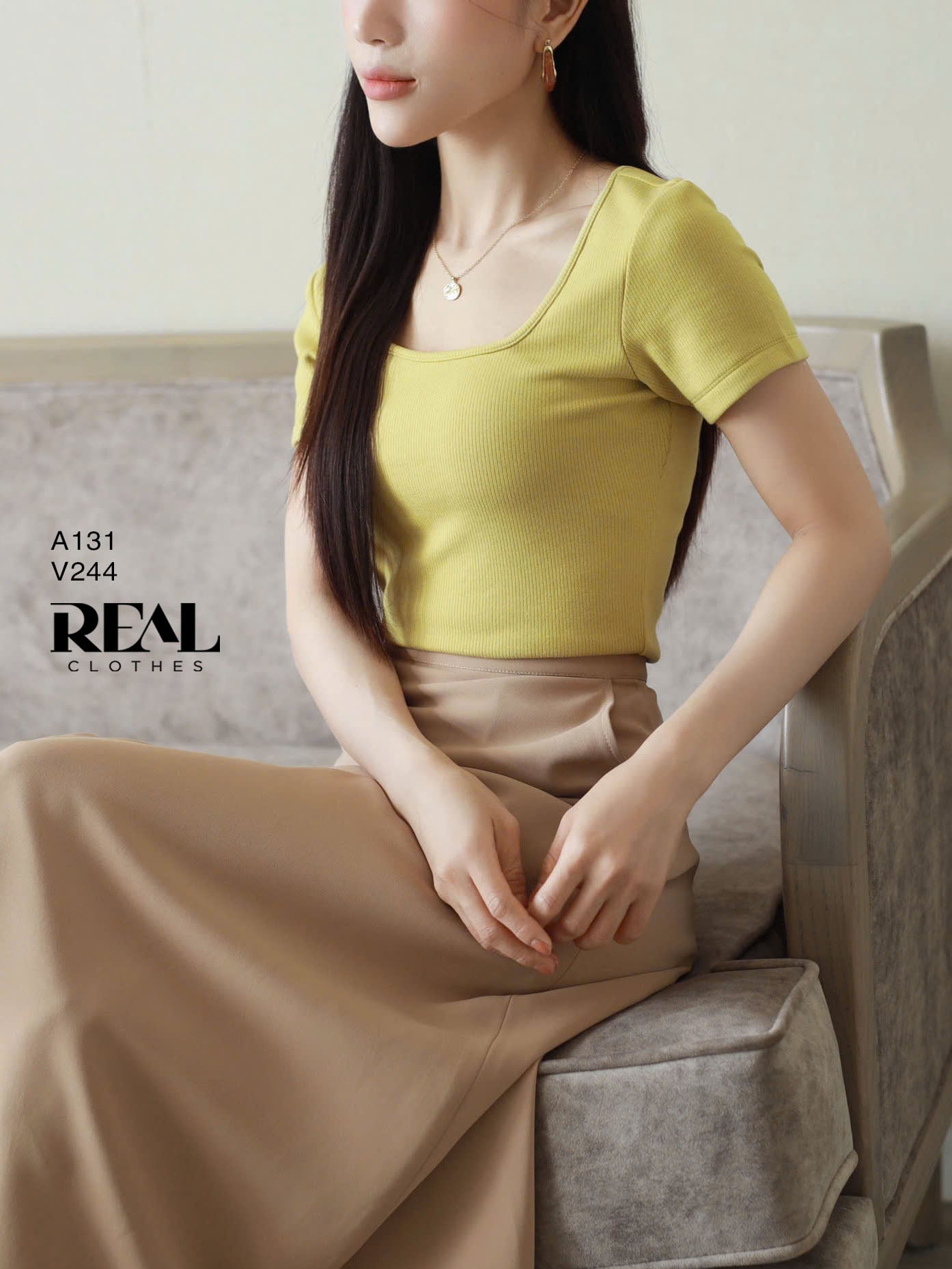 Áo cổ U SALE