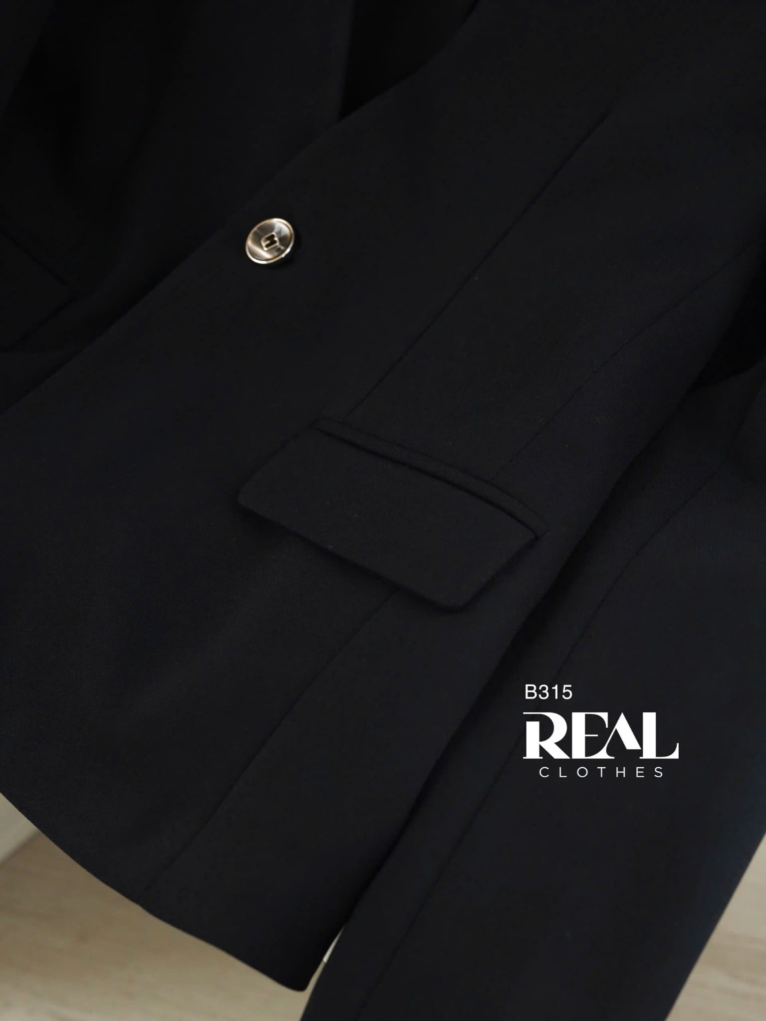 Blazer cổ tim SALE - size XS