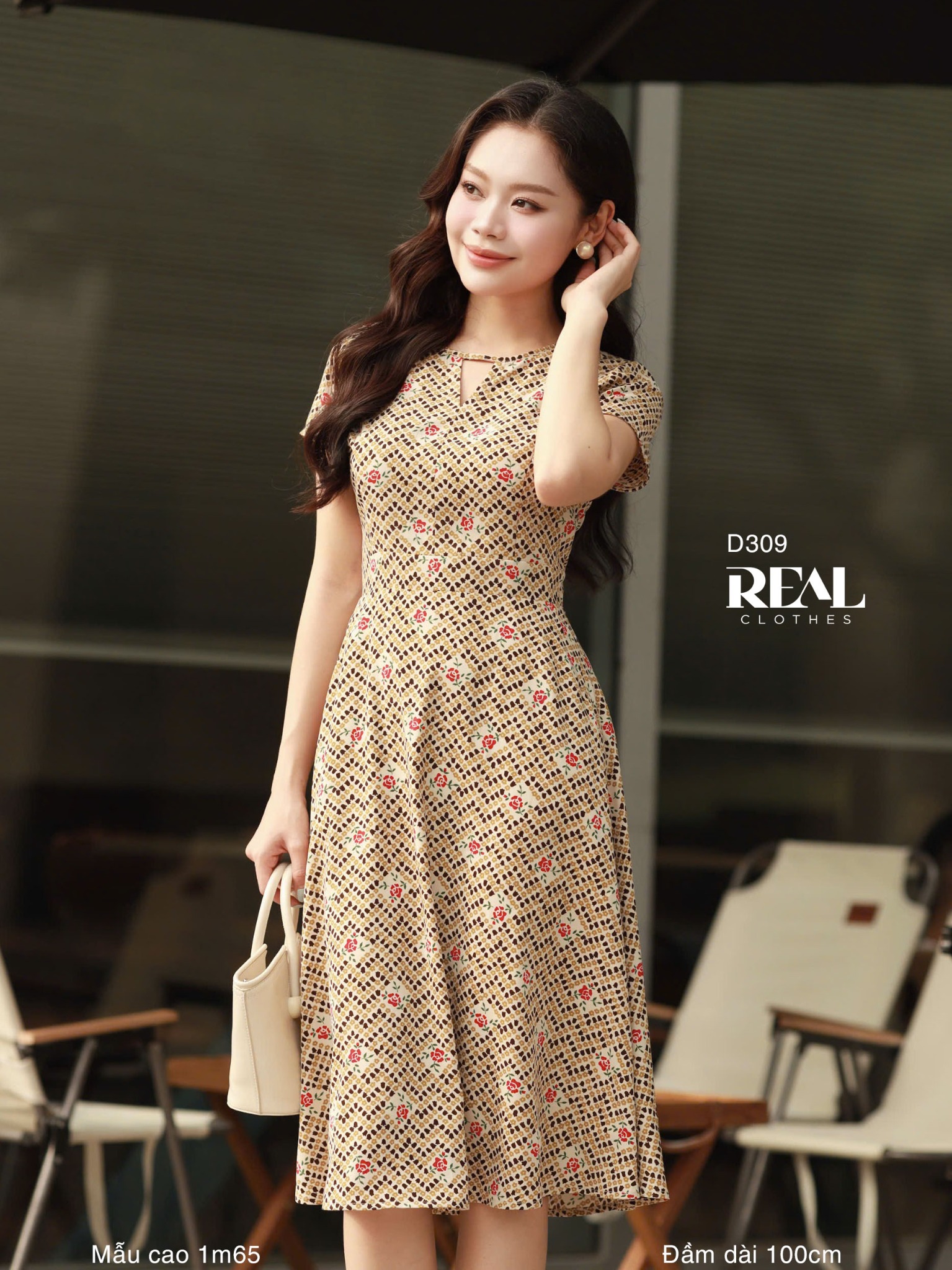 Đầm cổ tròn cách điệu hoa SALE