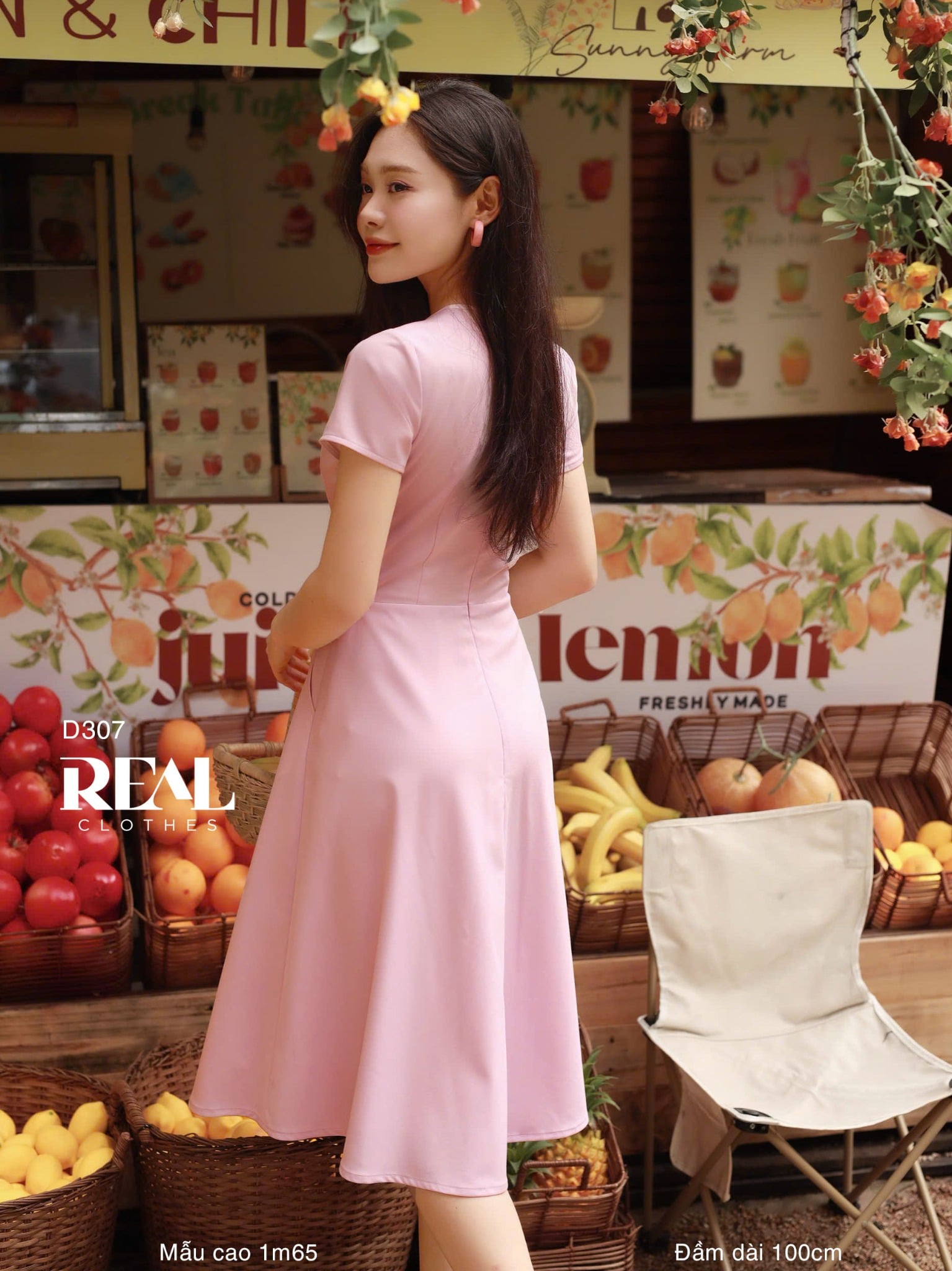 Đầm cổ tròn cách điệu
