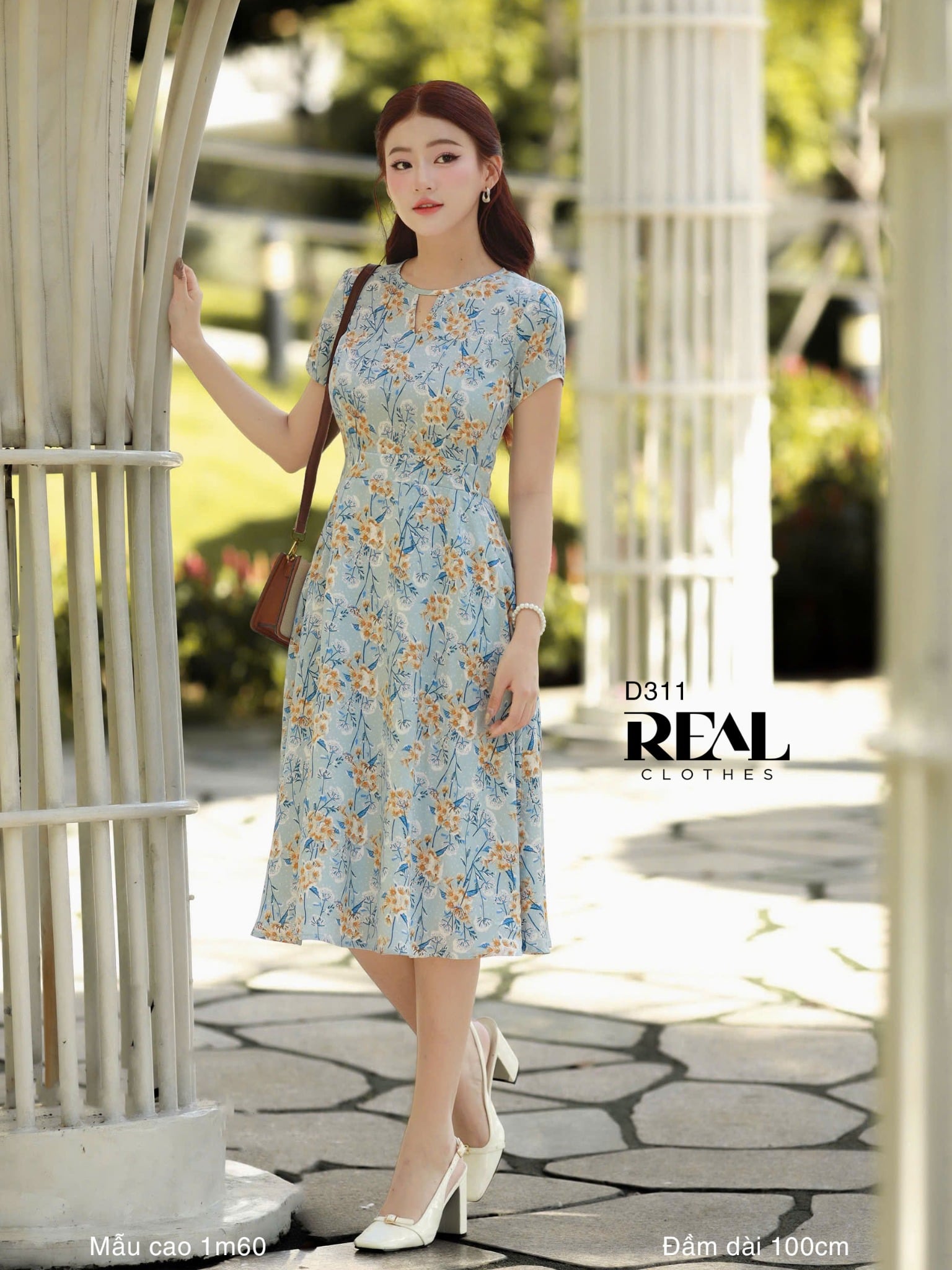 Đầm cổ tròn cách điệu hoa SALE