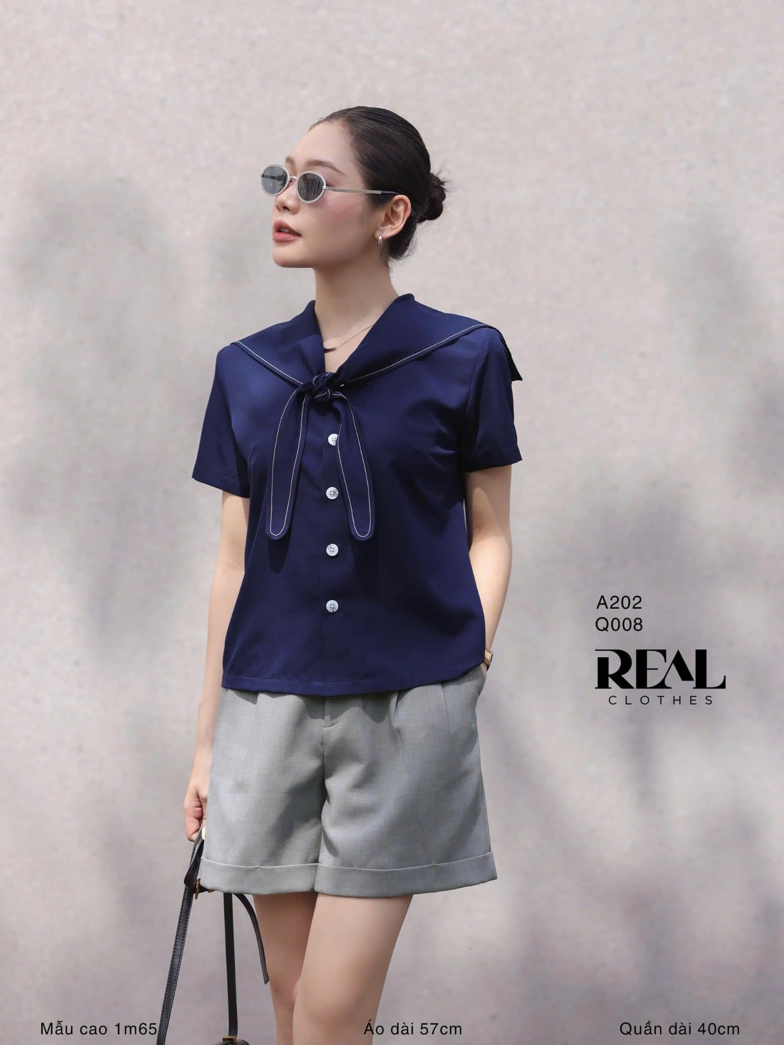 Áo thủy thủ xanh đen MỚI - size XS