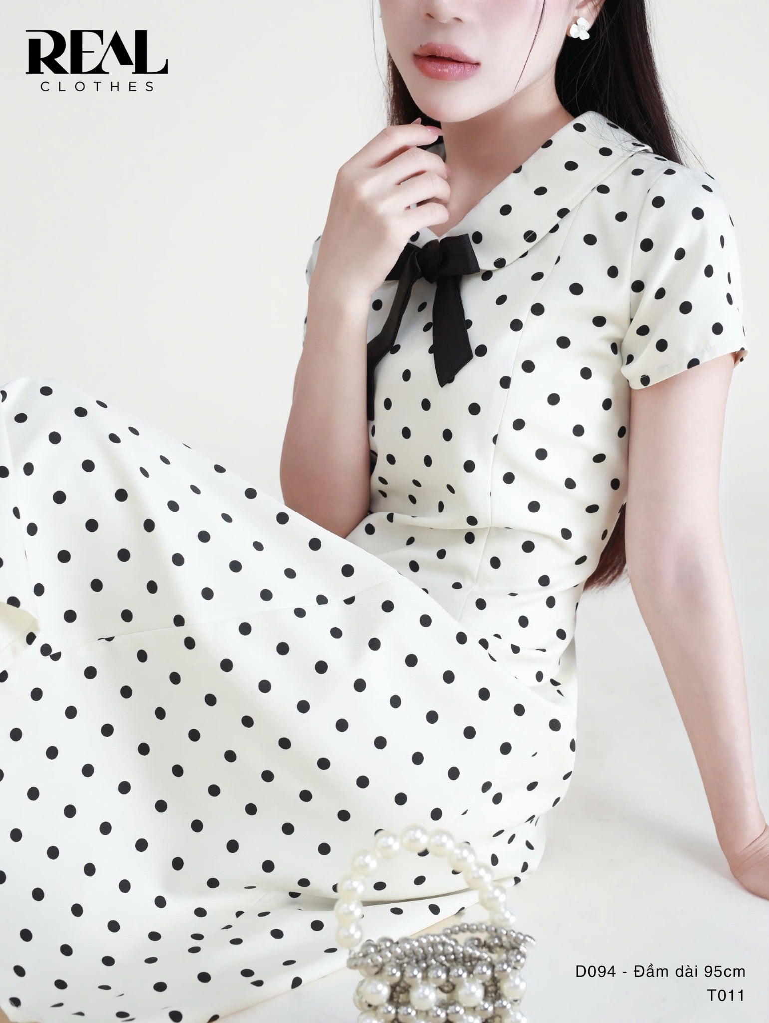 Đầm 8 mảnh cổ lá sen