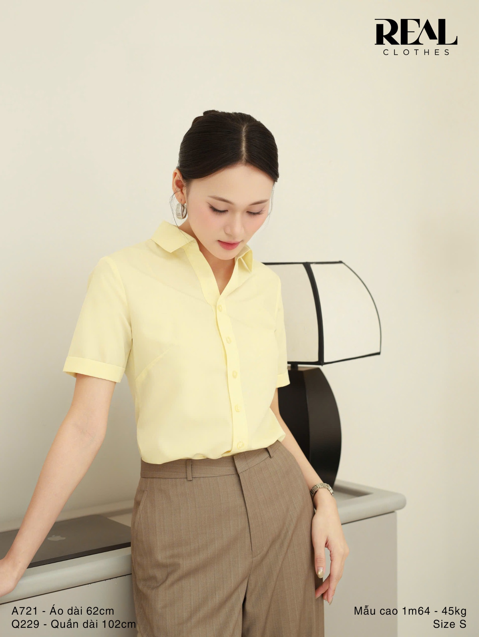Sơ mi cổ V