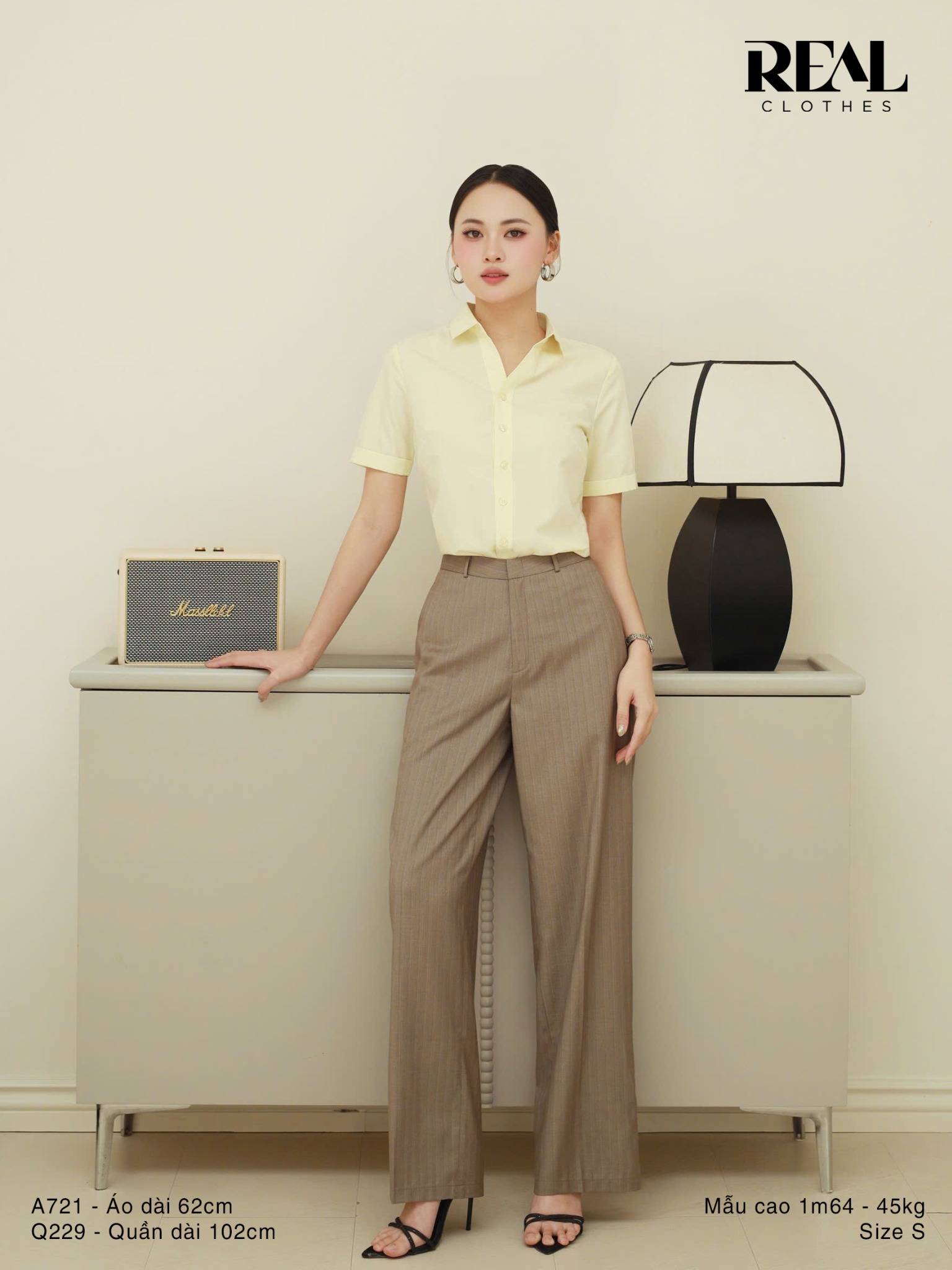 Sơ mi cổ V