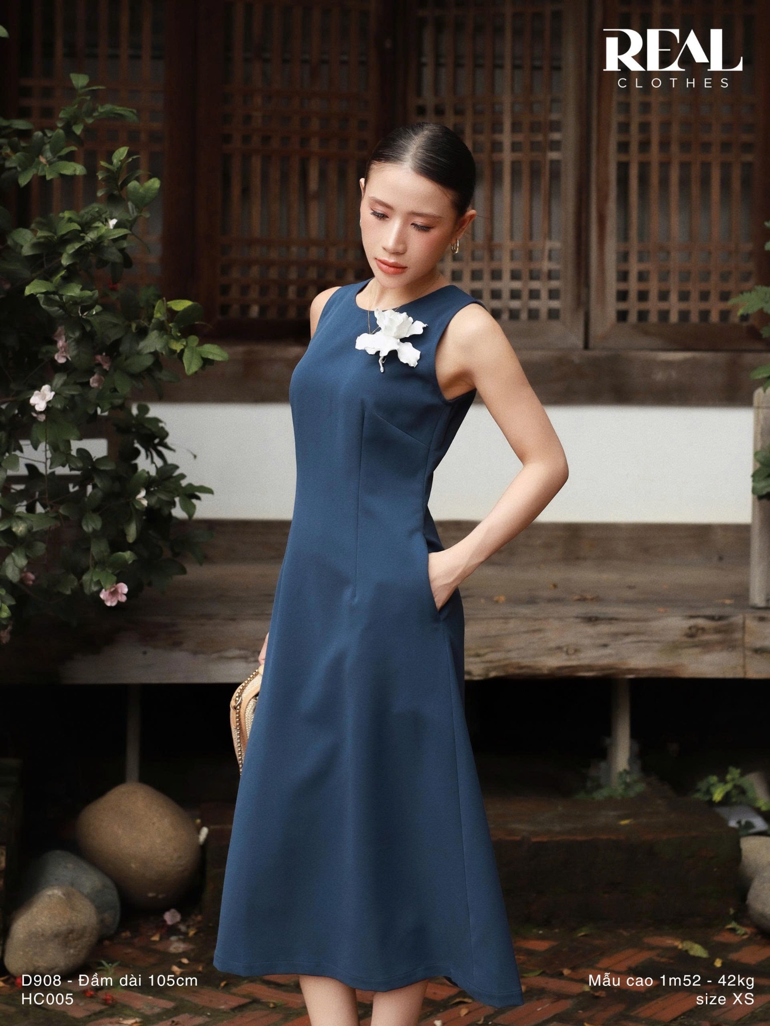 Đầm Moon navy