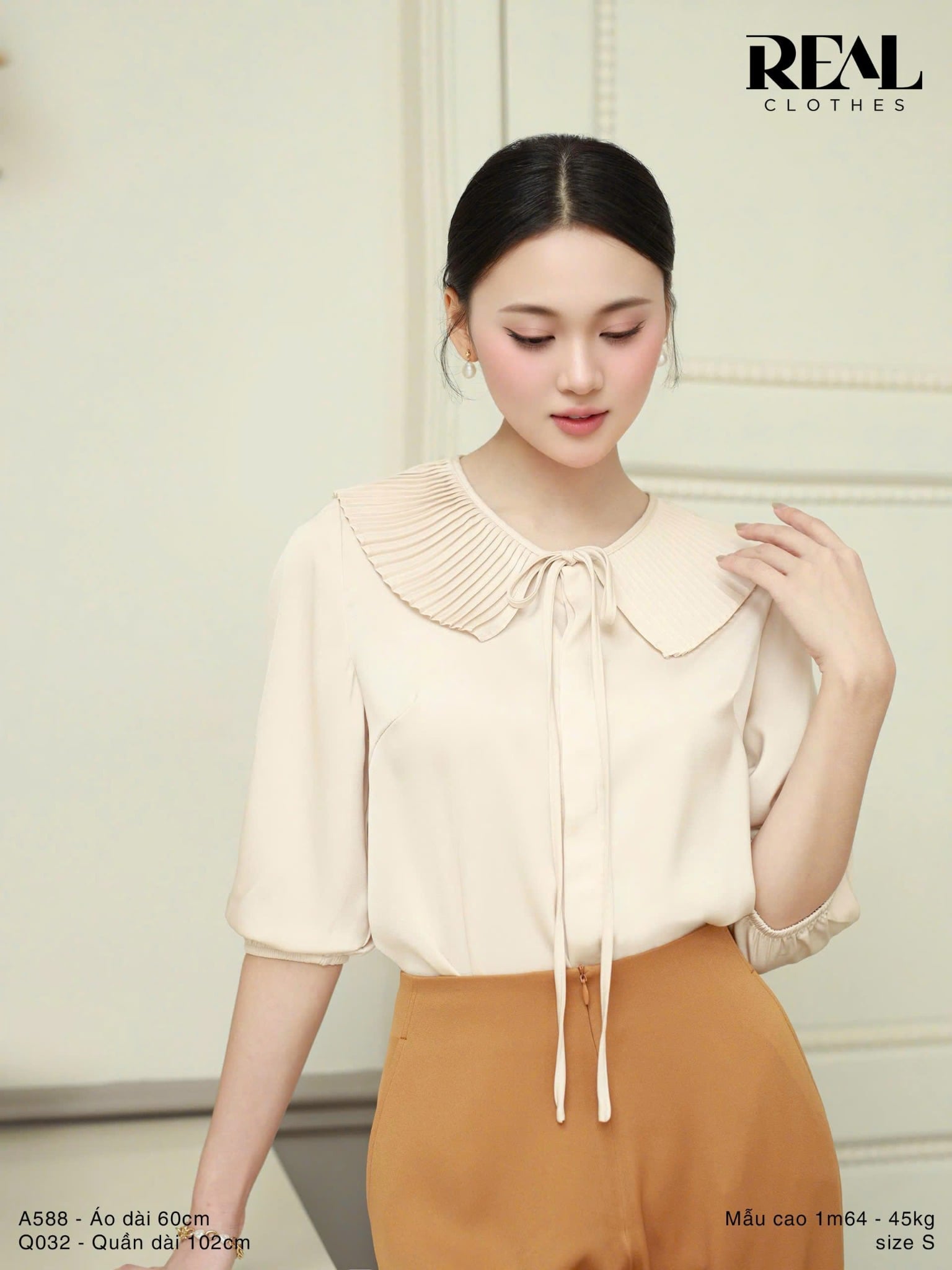 Áo cổ xếp nude FINAL SALE