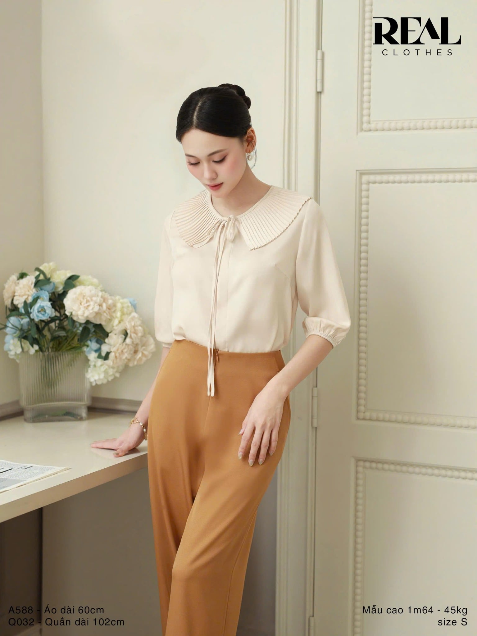 Áo cổ xếp nude FINAL SALE