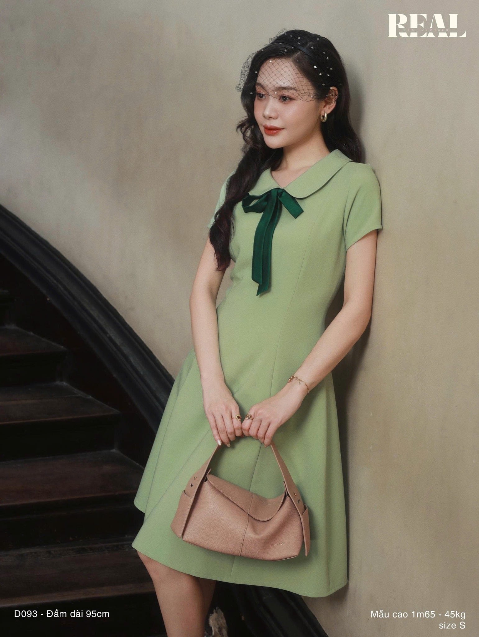  Đầm 8 mảnh cổ lá sen mint 