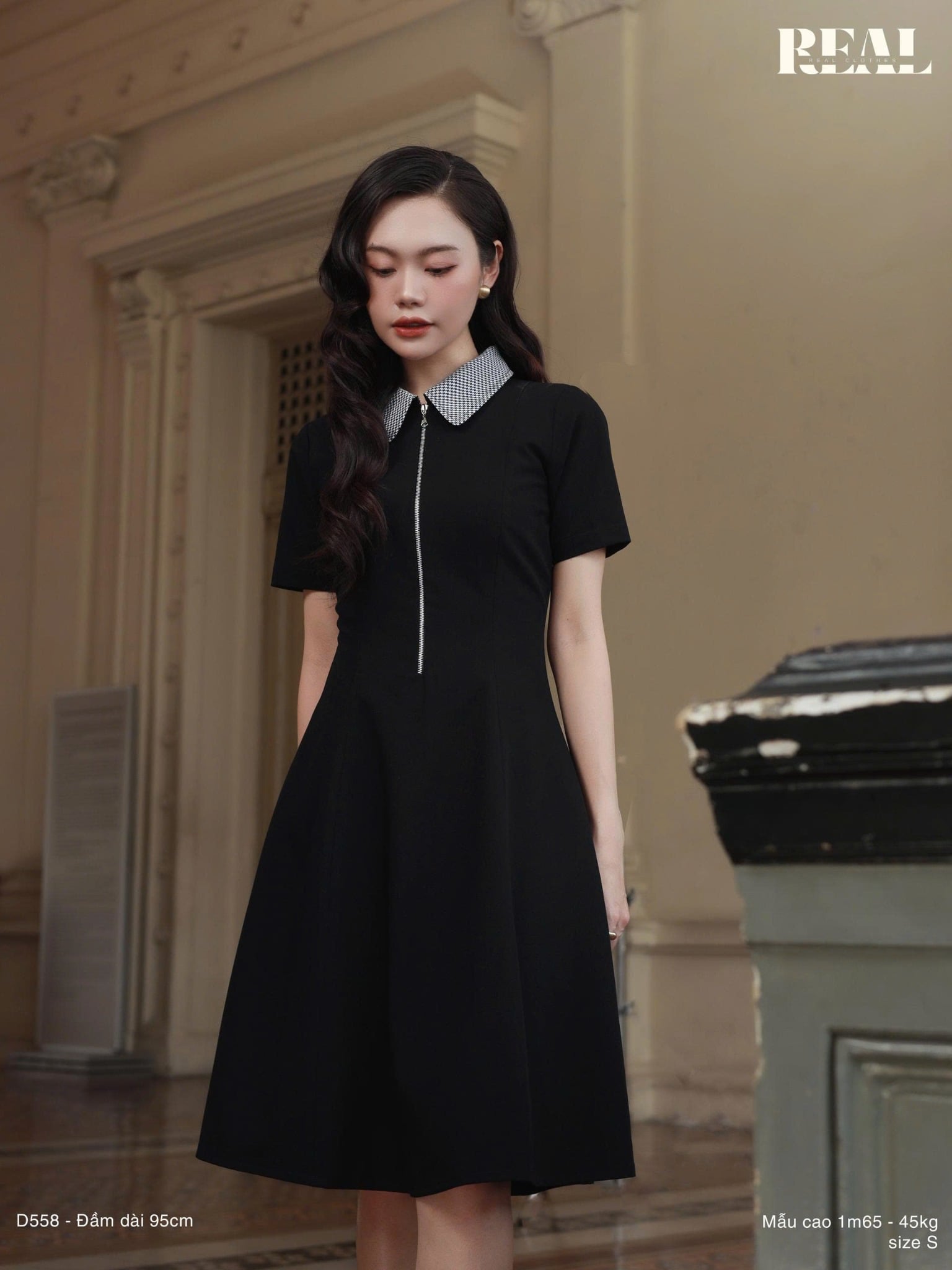 Đầm 8 mảnh Zipper đen MỚI