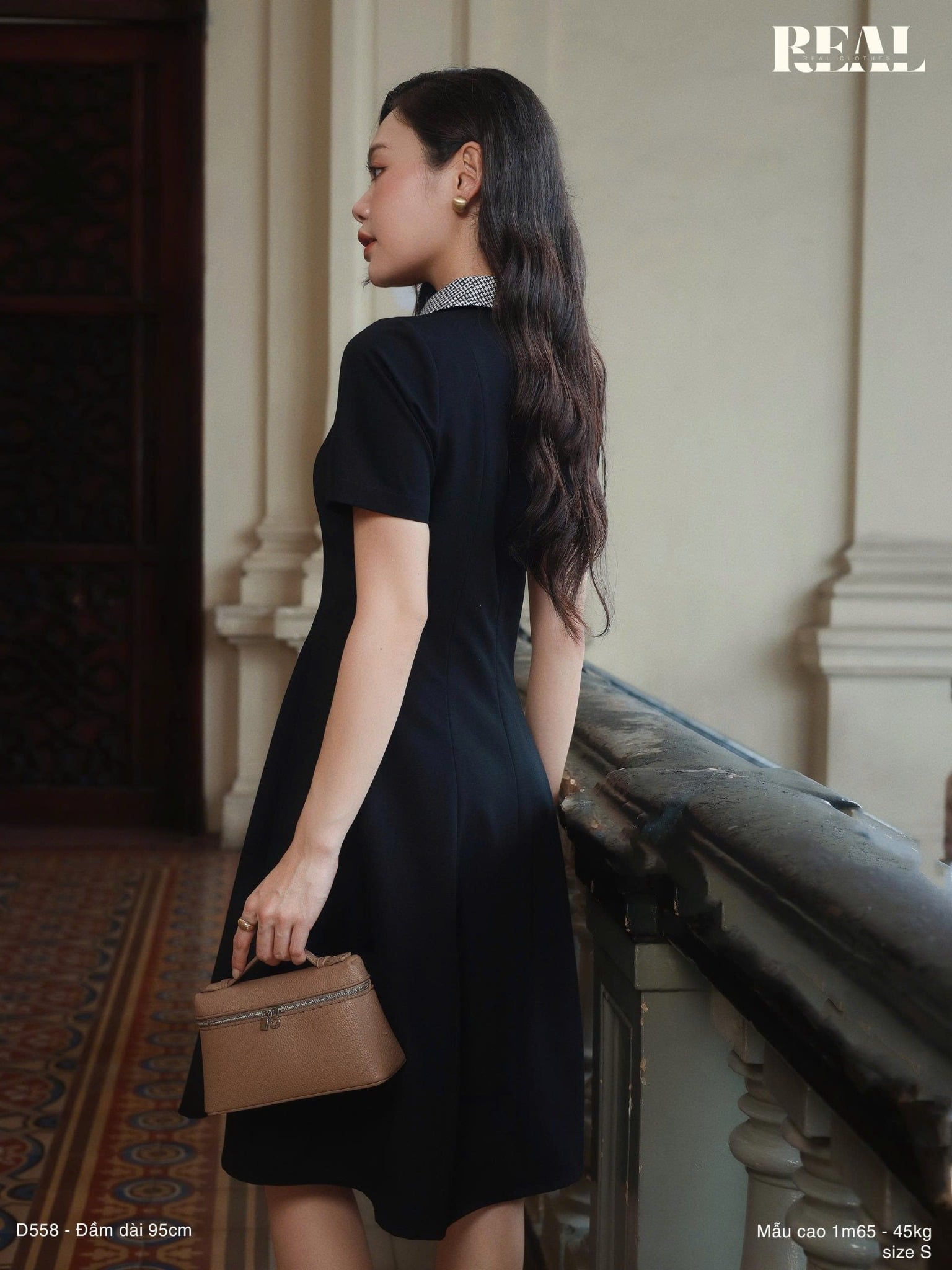 Đầm 8 mảnh Zipper đen MỚI