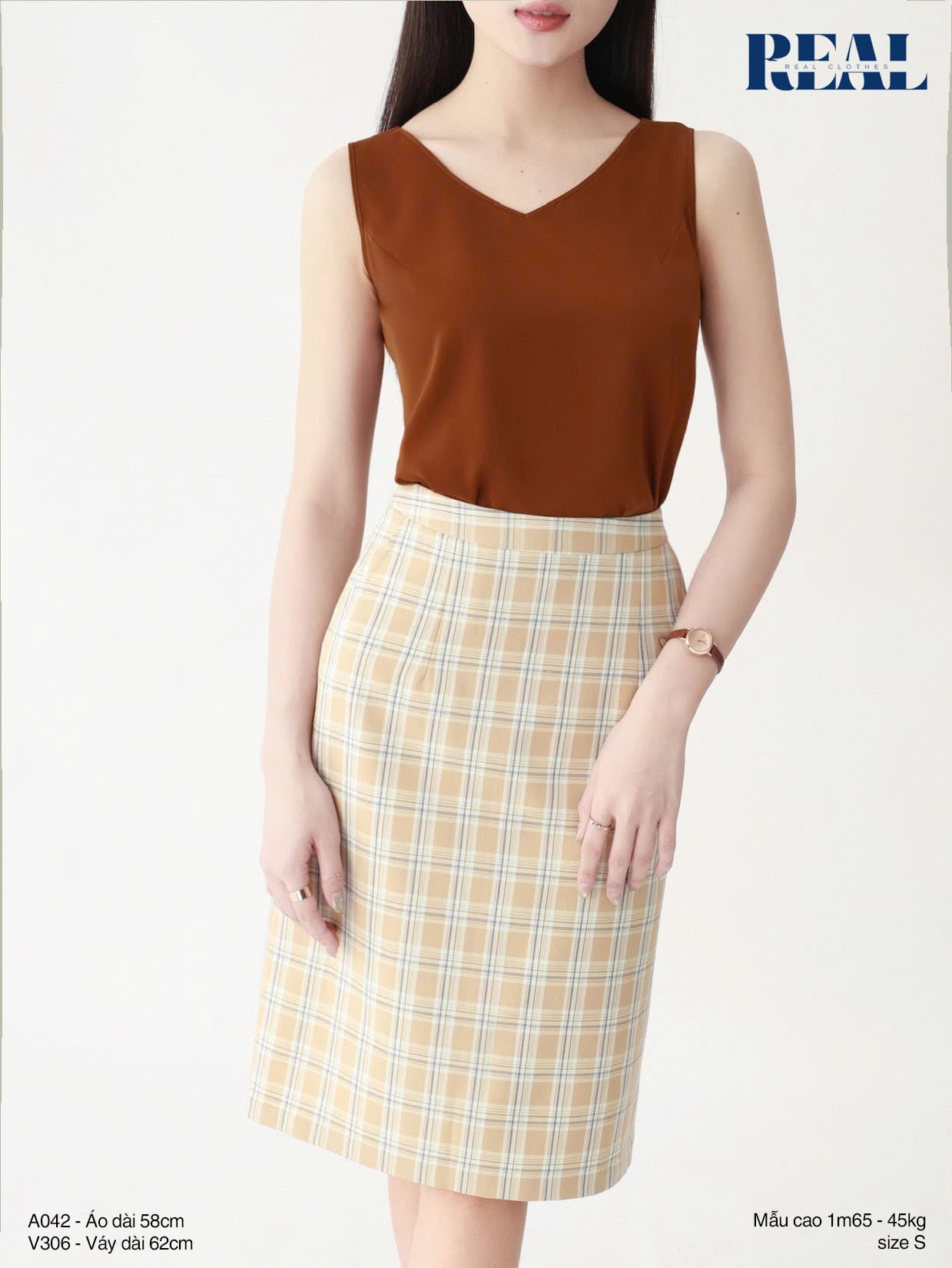 Áo cổ tim không tay