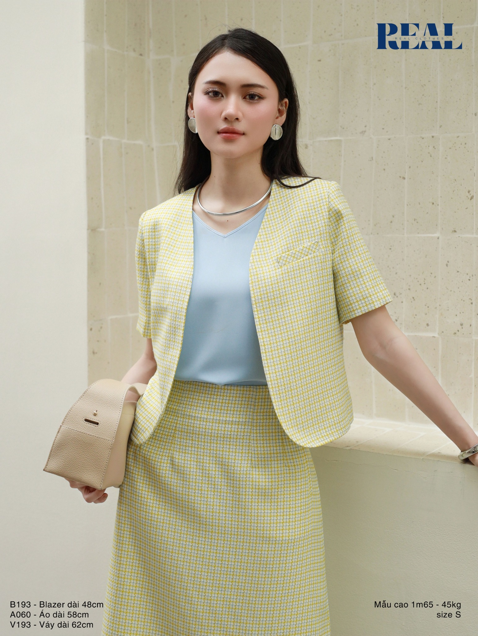 Vest Sunny họa tiết