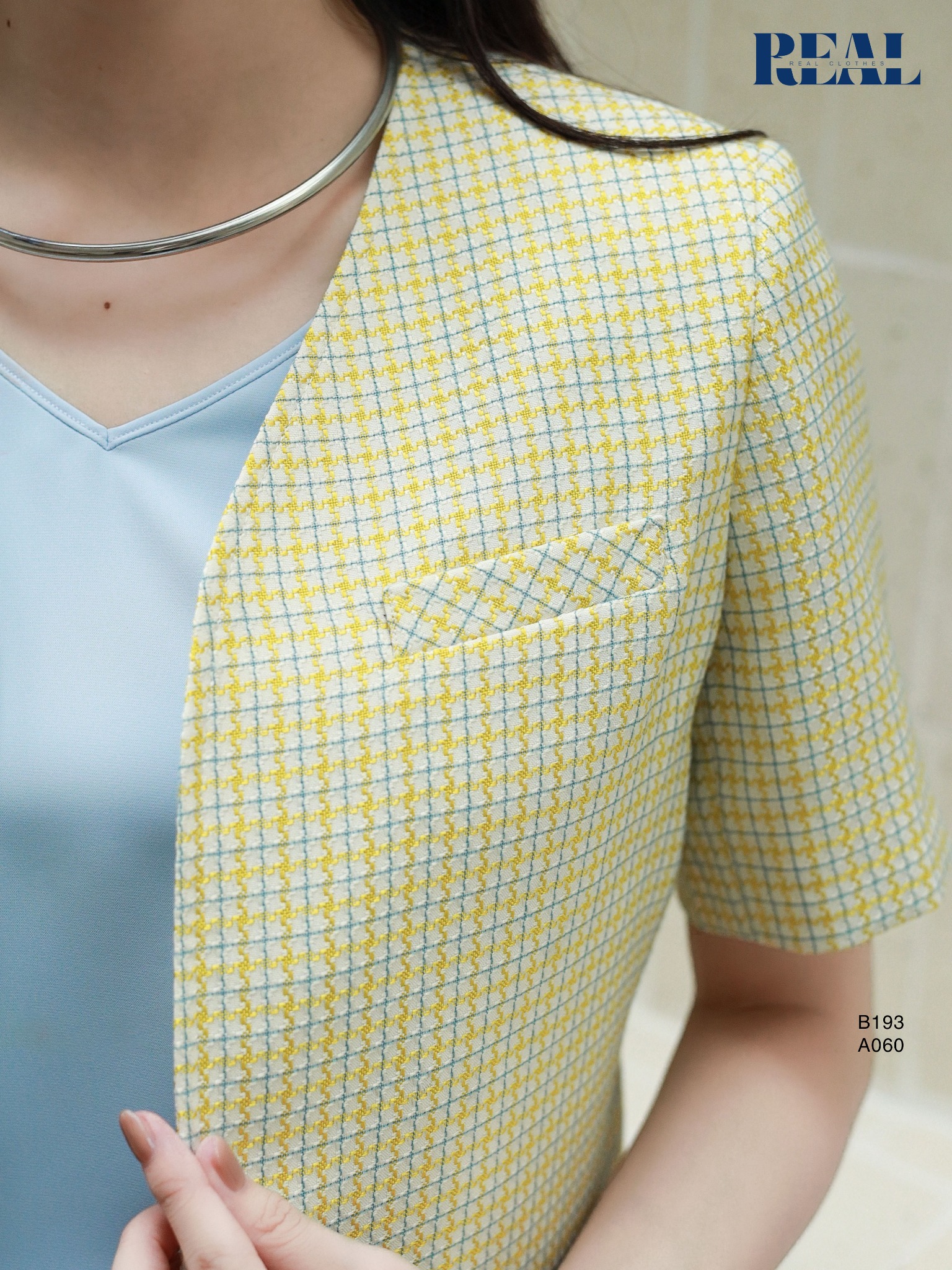 Vest Sunny họa tiết