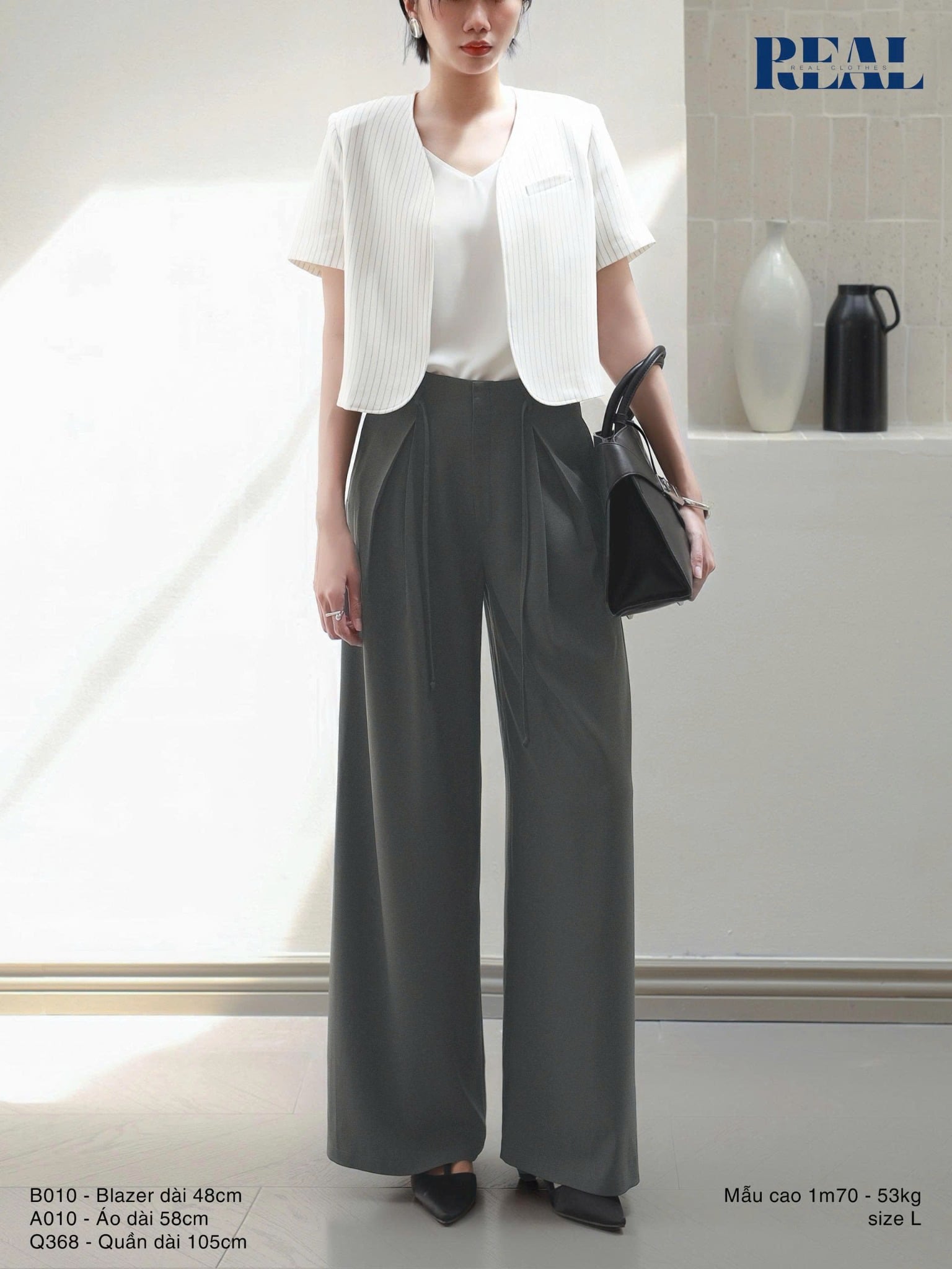 Vest Sunny sọc trắng