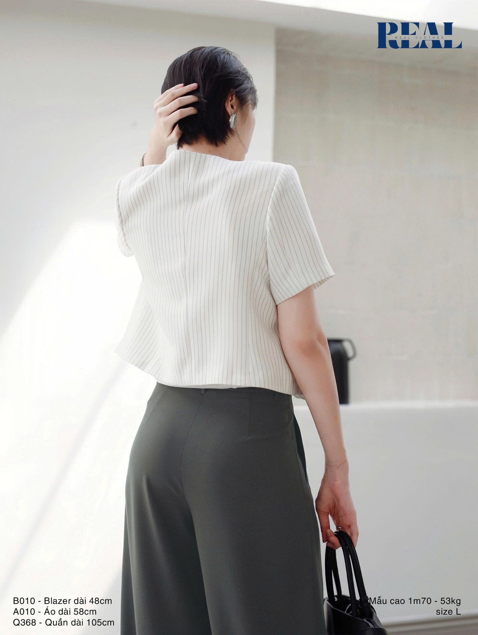 Vest Sunny sọc trắng