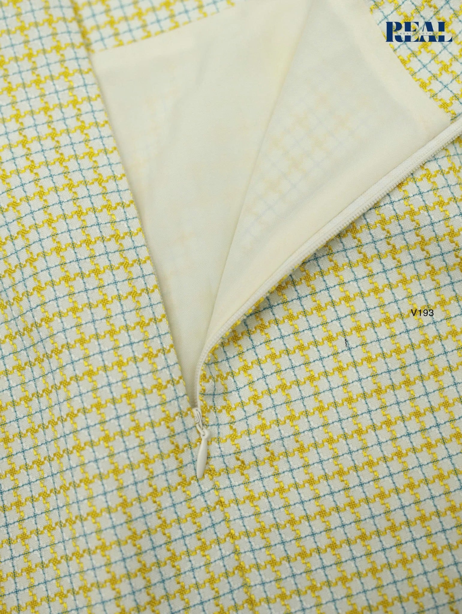 Váy Tokyo midi caro vàng