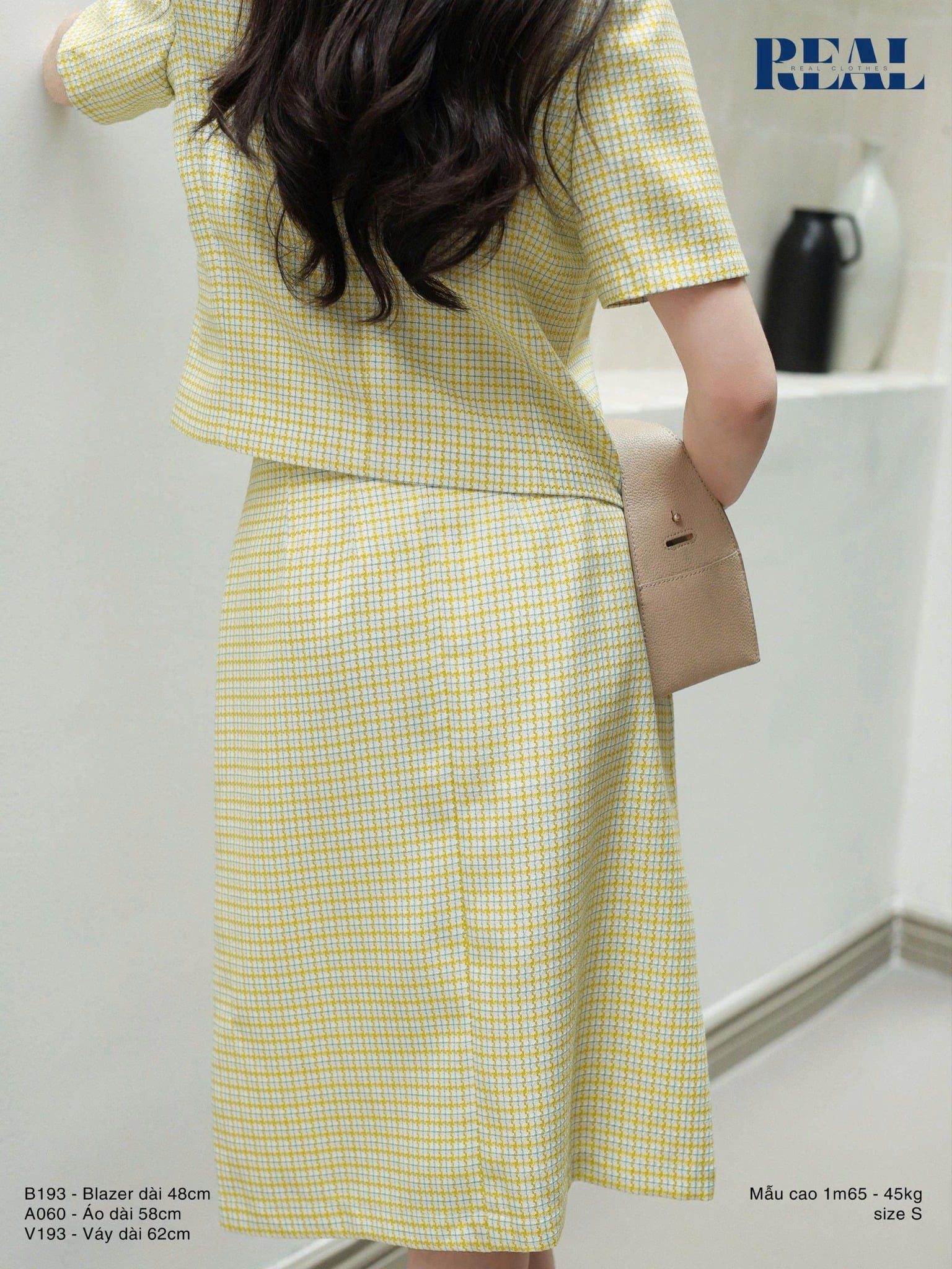 Váy Tokyo midi caro vàng