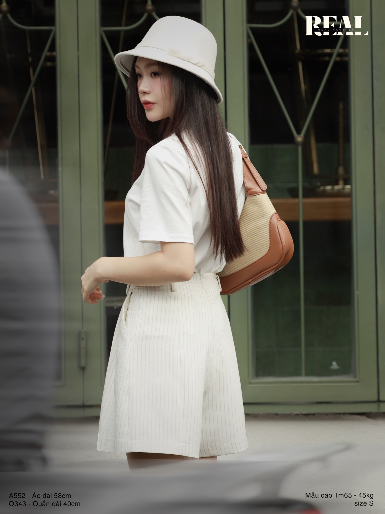 Áo thun cotton trắng GTC