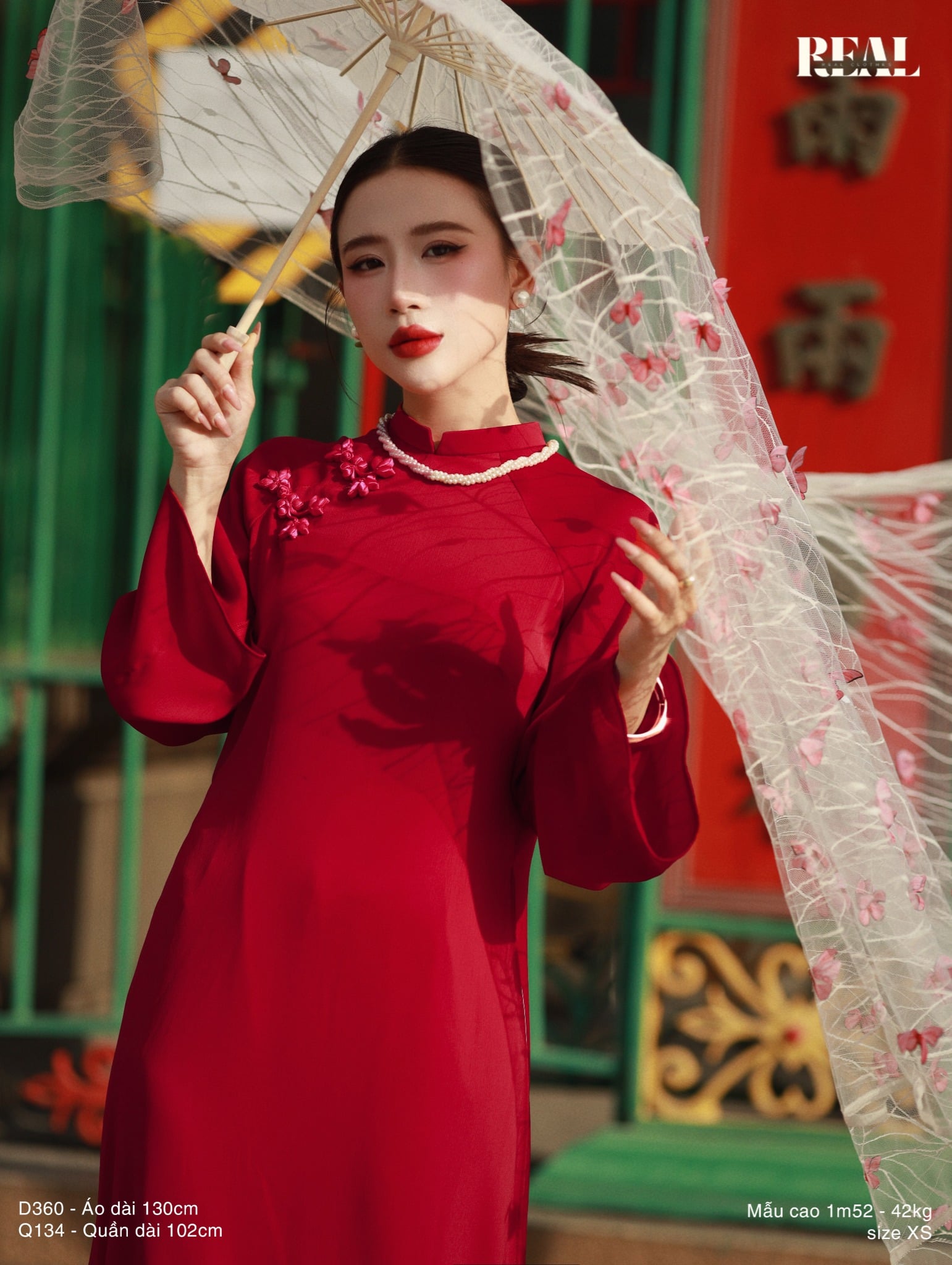 Áo dài cách tân Đoàn Viên