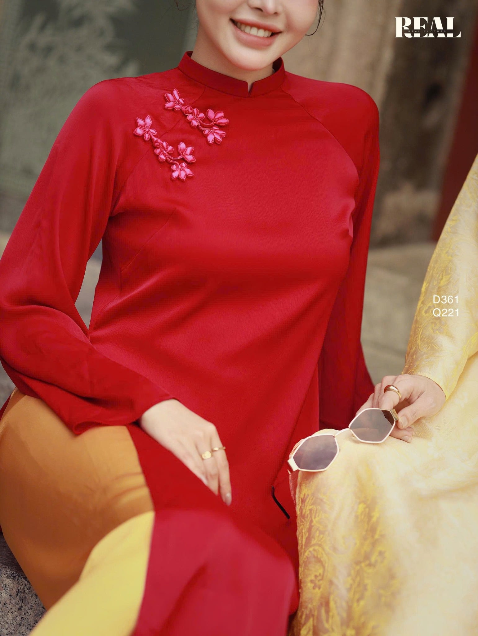 Áo dài cách tân Đoàn Viên